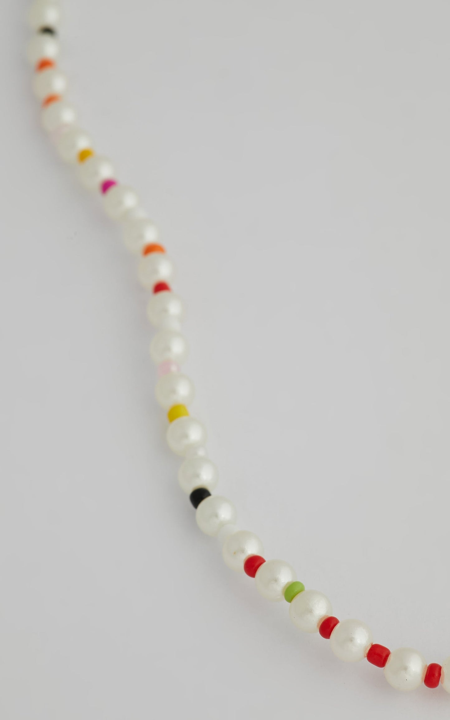Jocelyn beaded necklace in Gold