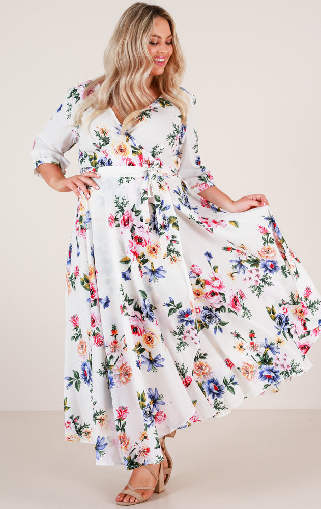 Retro Romance Maxi Dress In White Floral