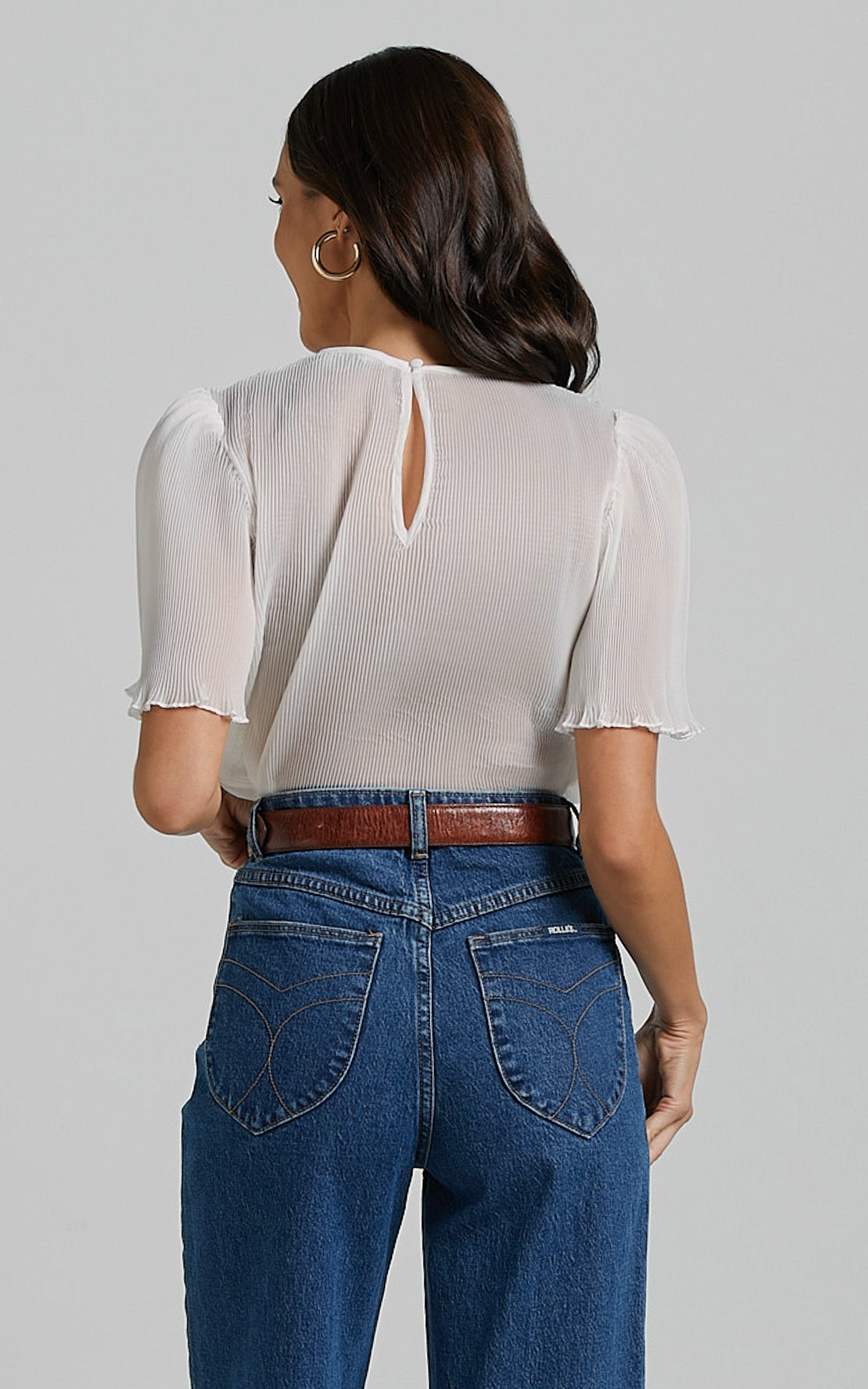 Lennon Top - Scoop Neck Short Sleeve Pleated Top in White