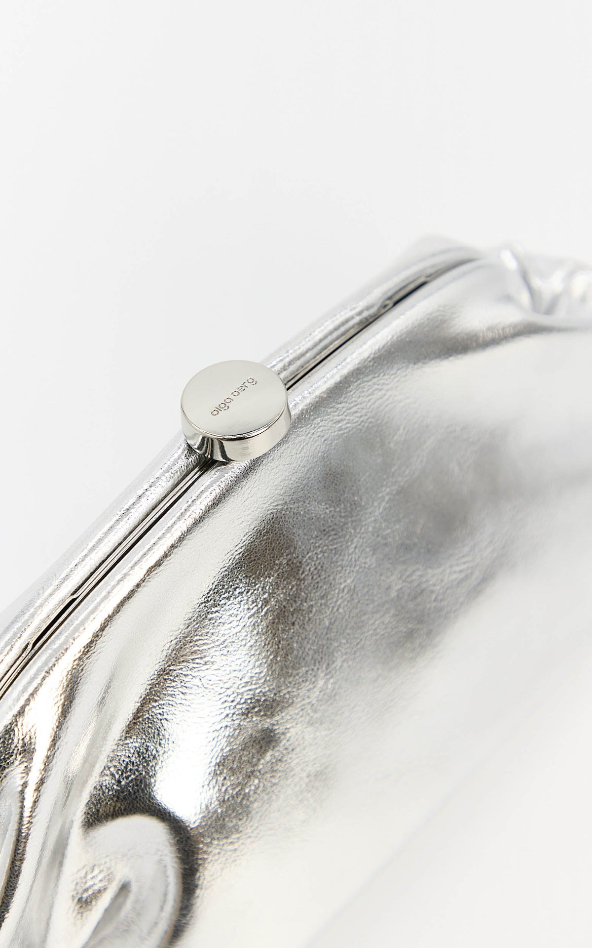 Olga Berg - Tally Metallic Clutch in Silver