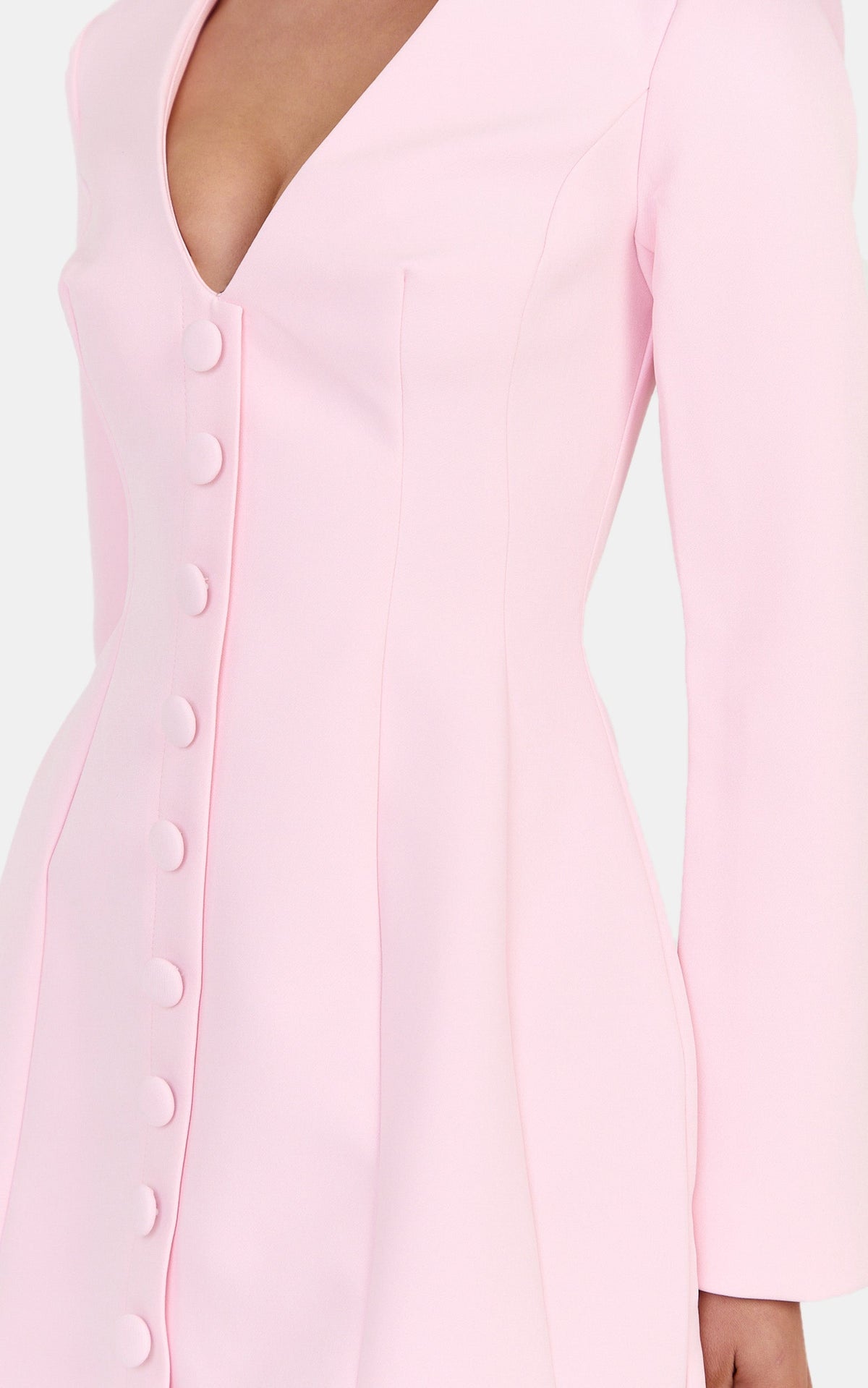 Lavendelfarbenes Minikleid – Blazer-Kleid mit weitem Ausschnitt und Knopfleiste in Babyrosa