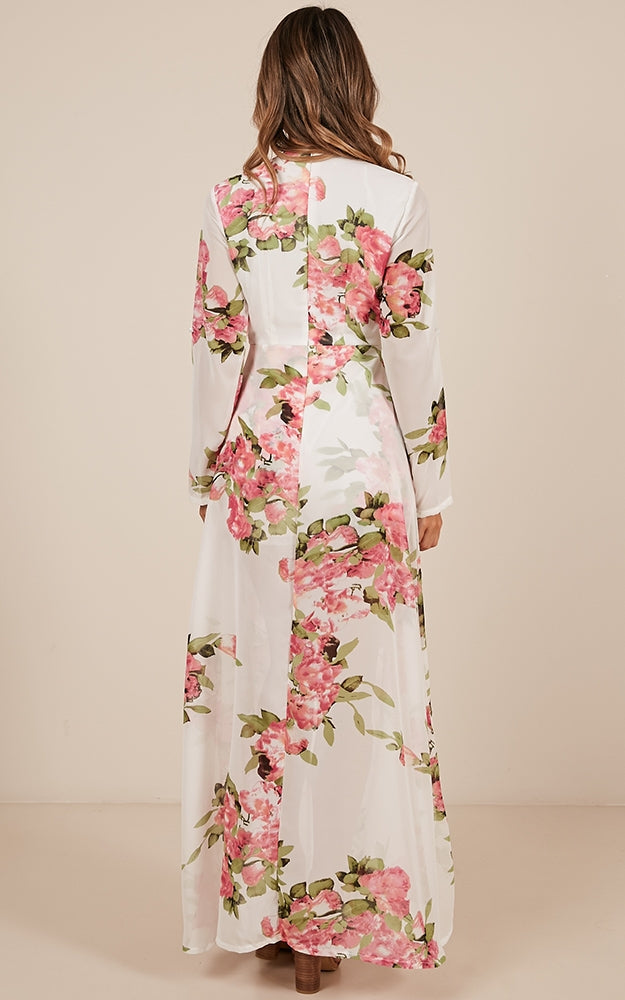 Steal The Show Playsuit In White Floral