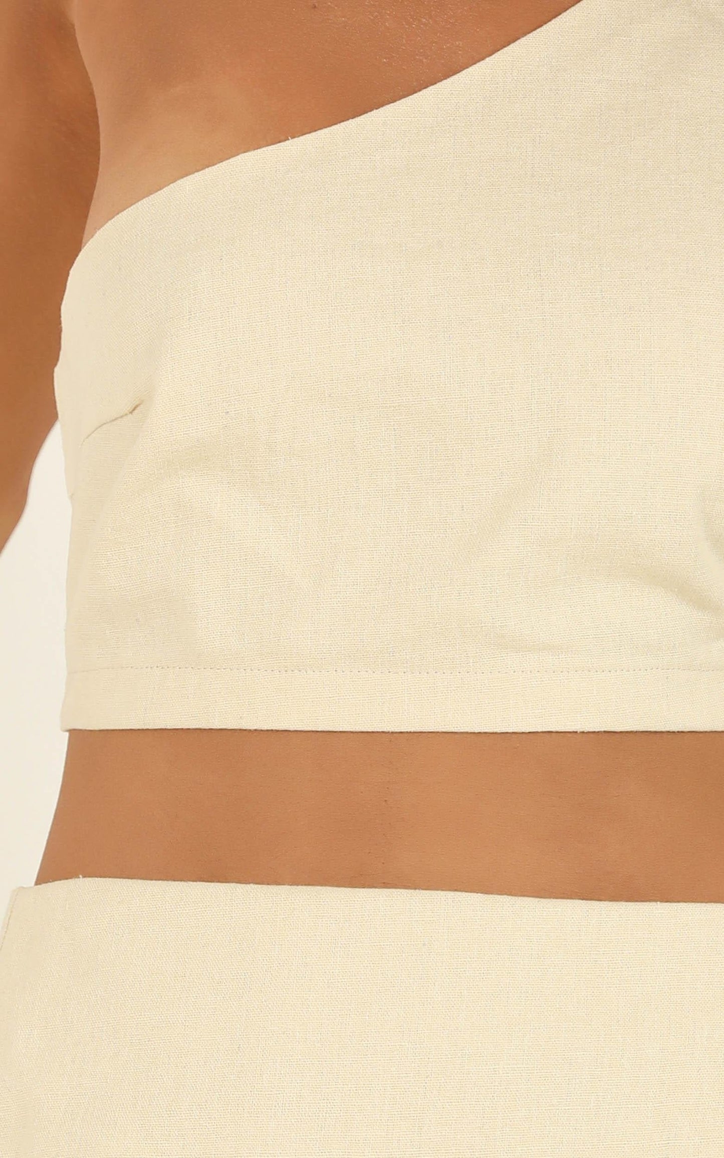 Rumour Mill Two Piece Set In Natural Linen Look