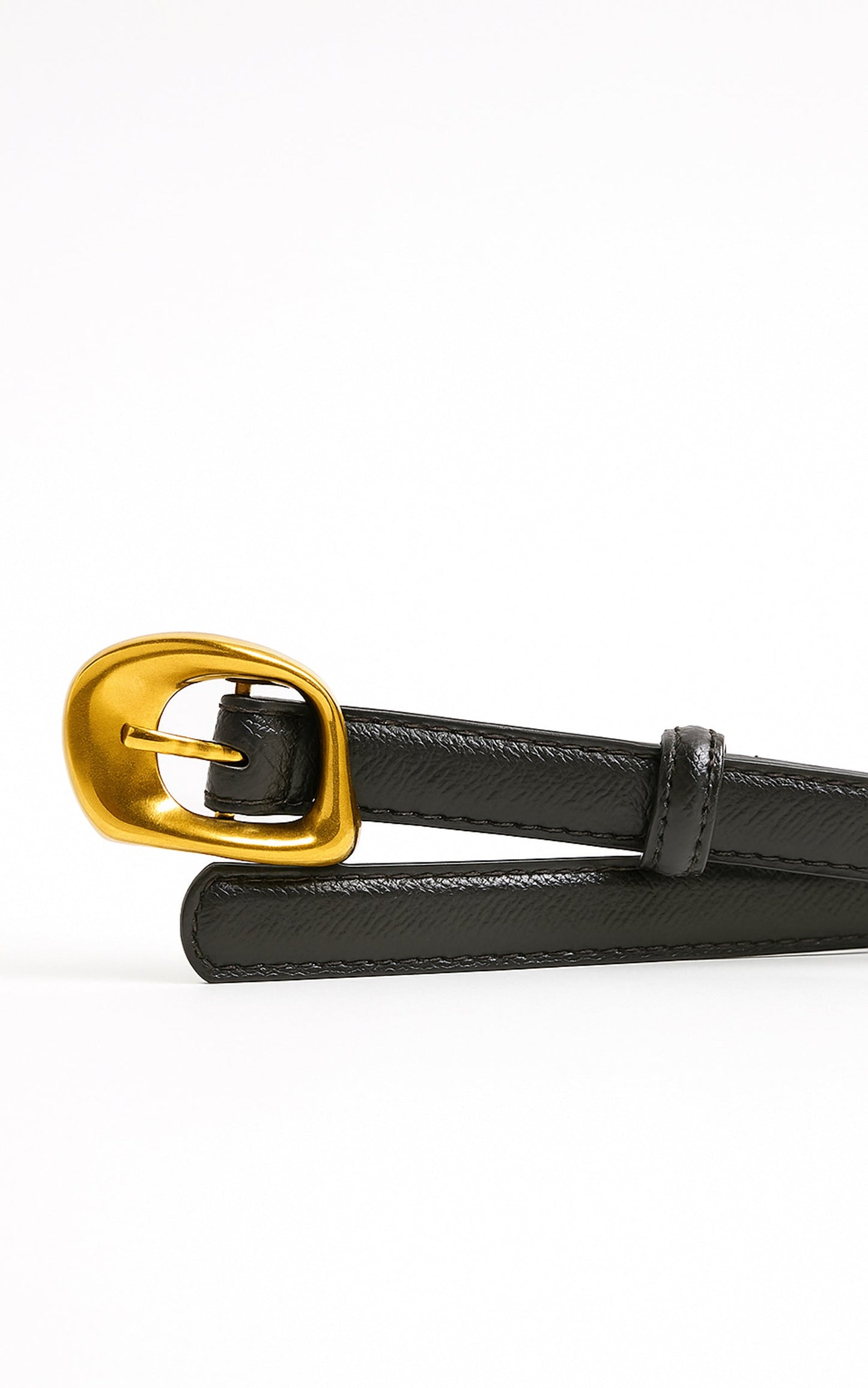 Chantelle Belt - Thin Buckle Belt in Black