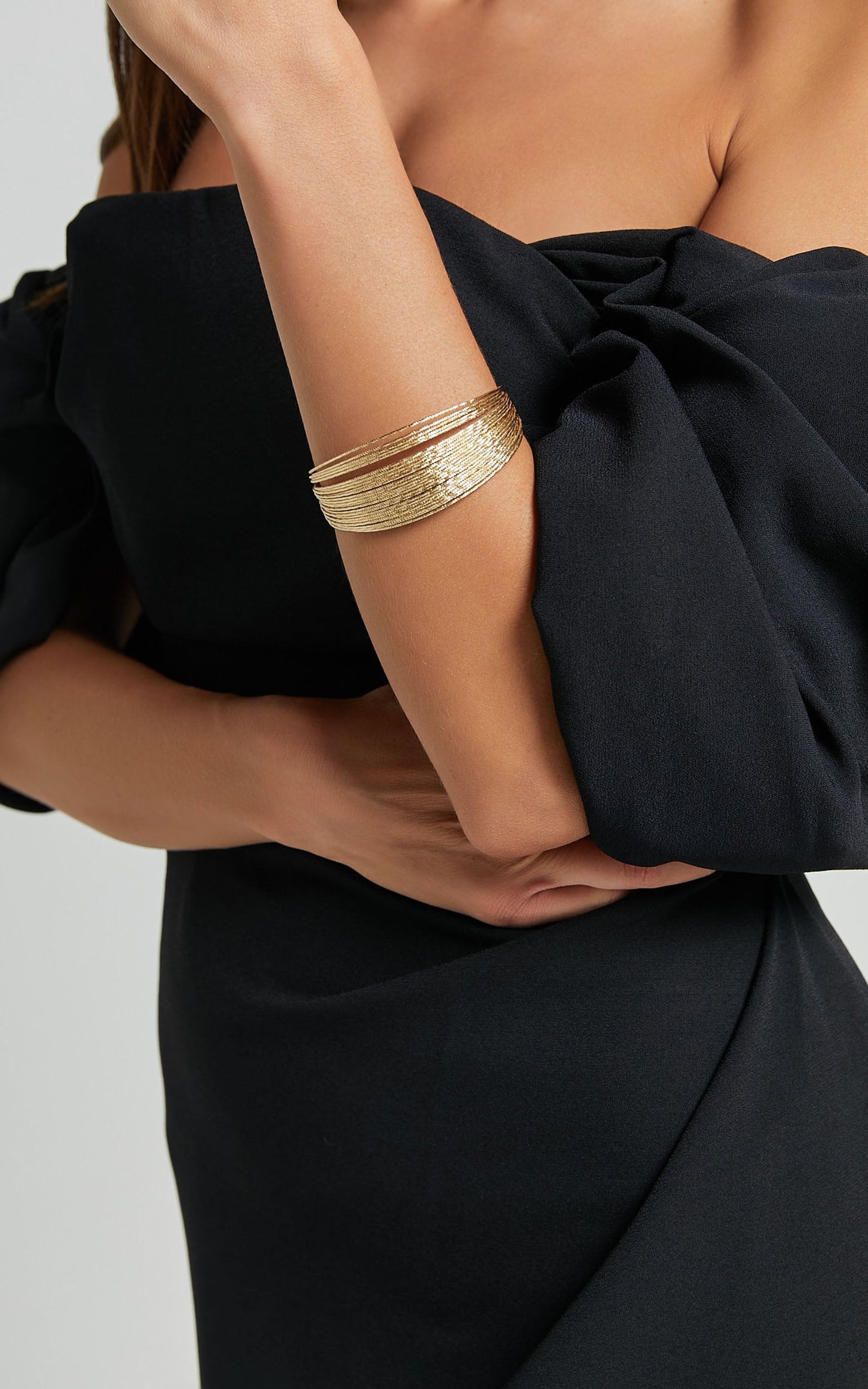 Cady Bracelet - Wired Detail Bracelet in Gold