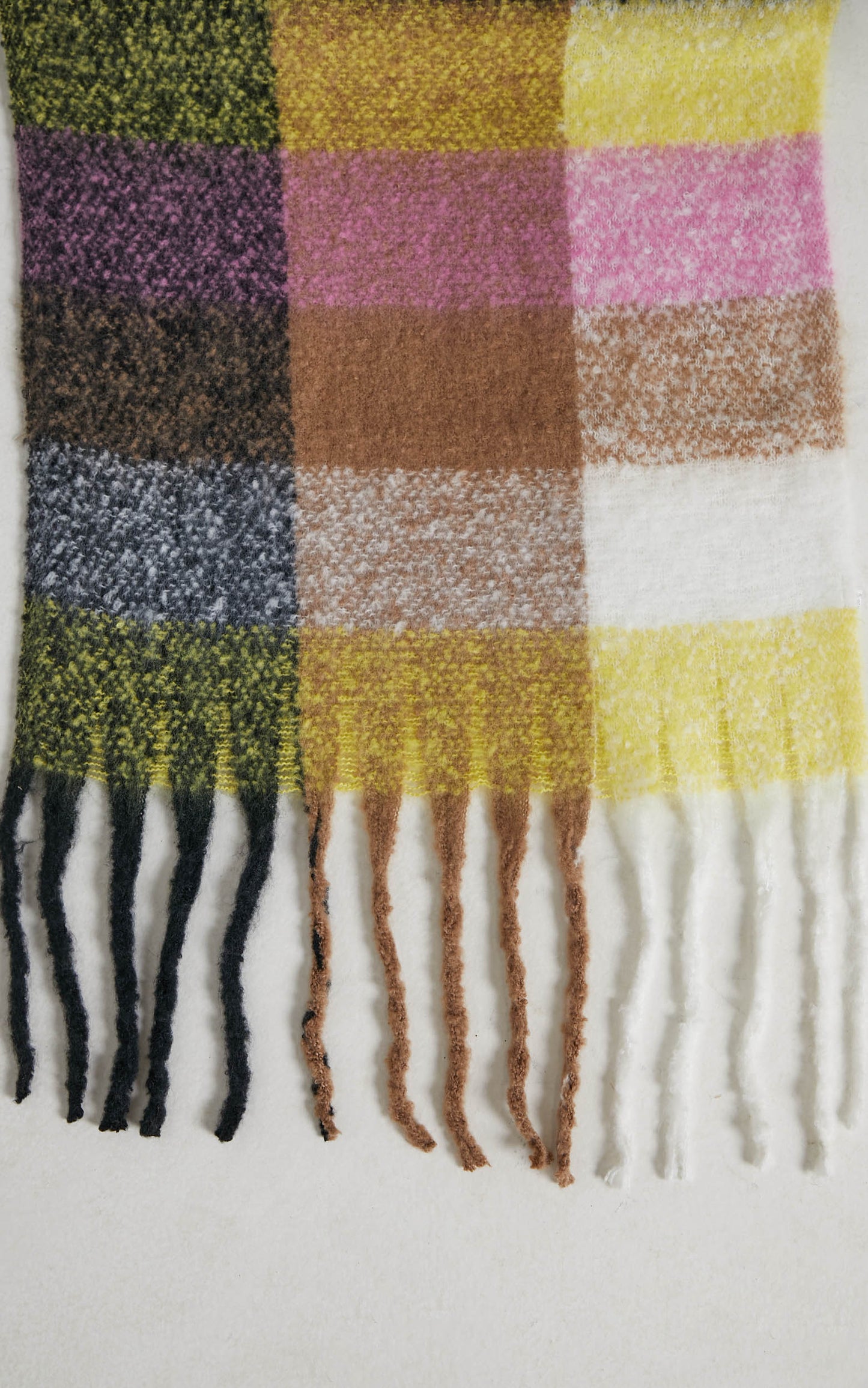 Theoris Check Scarf in Multi
