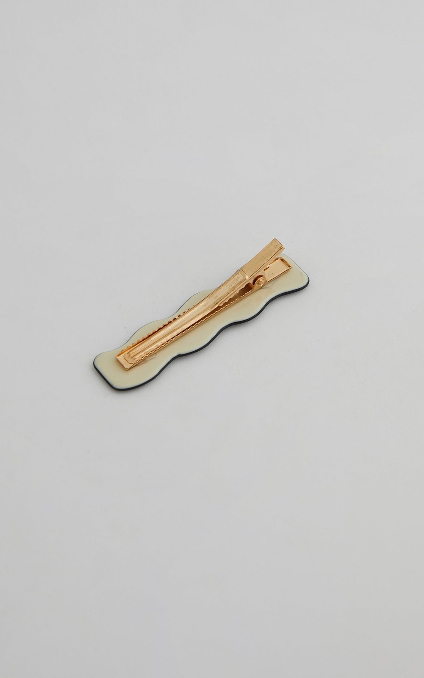 Hania Hair Slide in White/Black