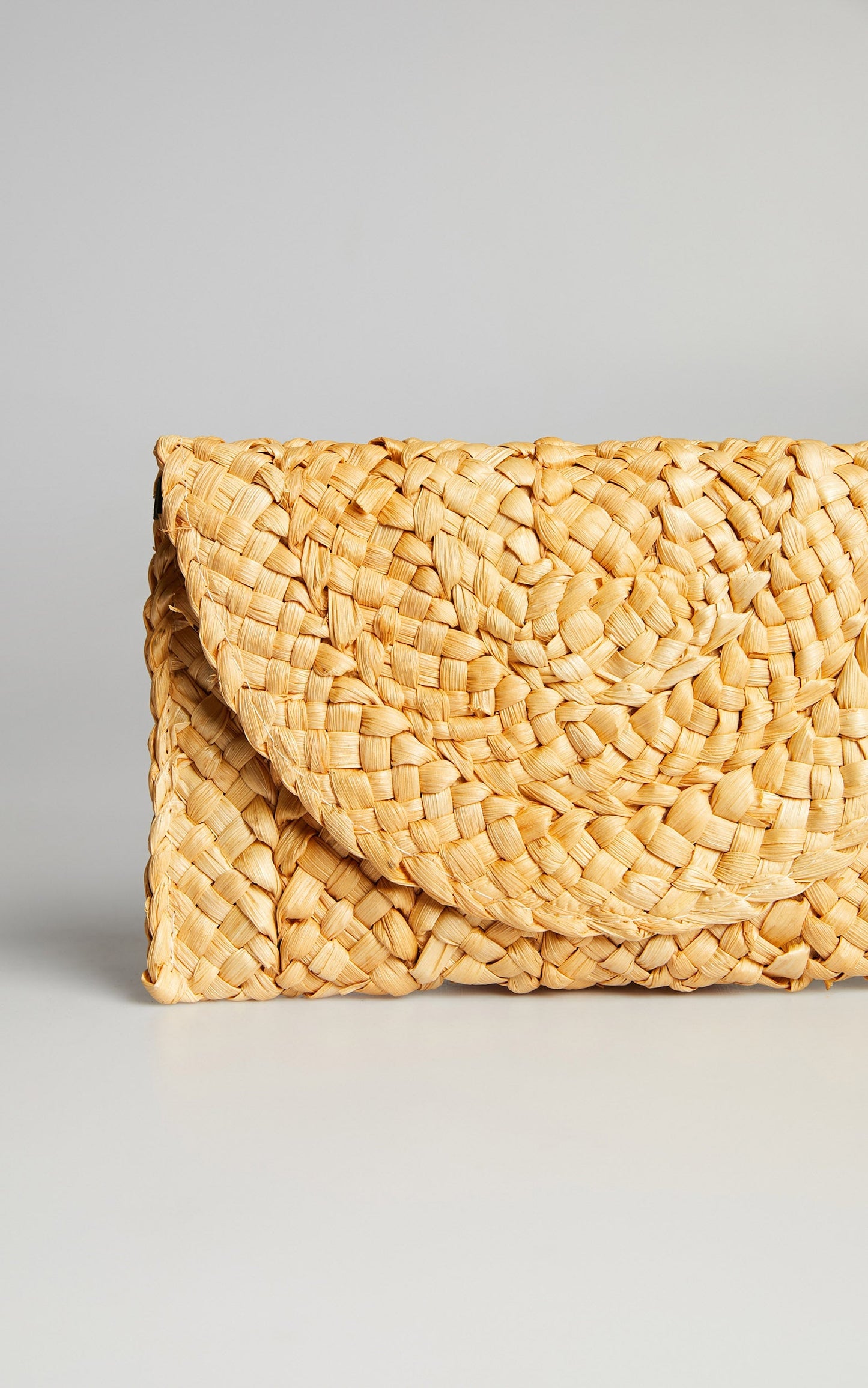 Malissa Woven Clutch Bag in Natural