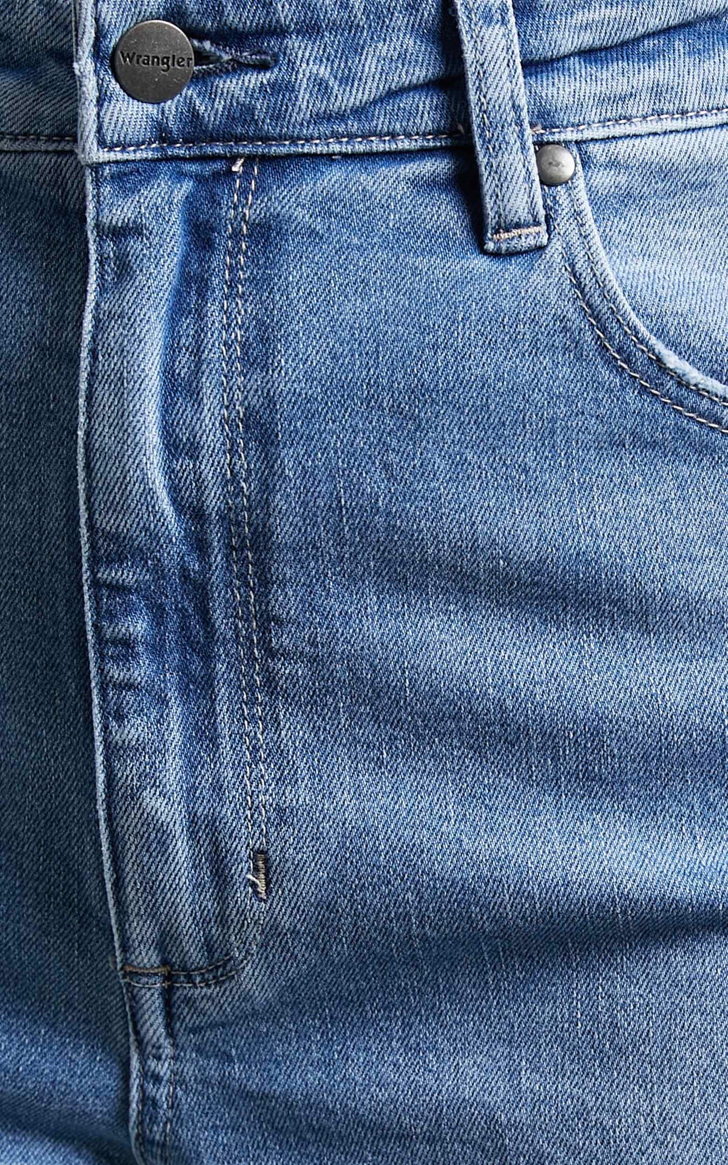 Wrangler - Lou Lou Bells in Quarry Blue