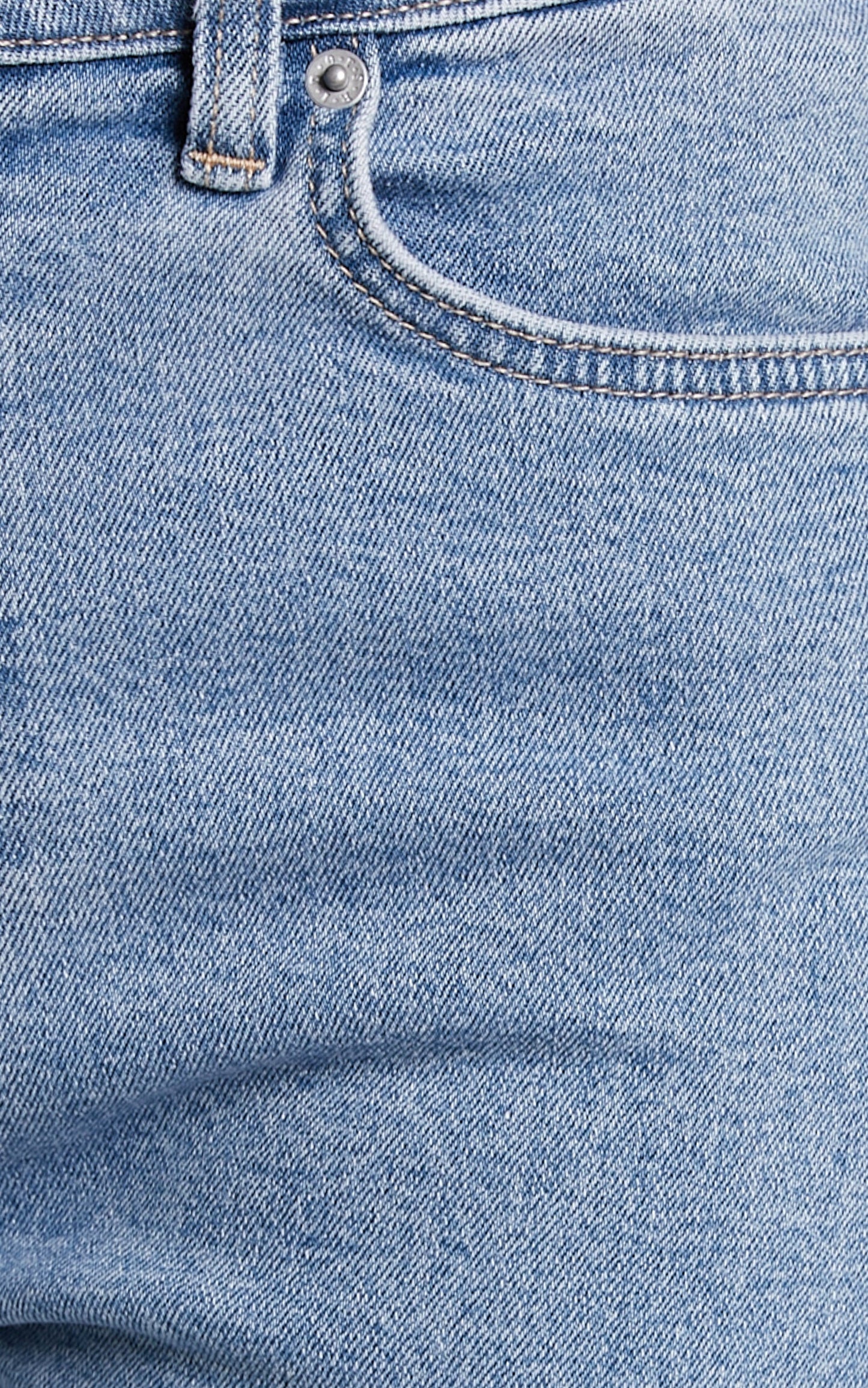 Riders - Hi Mom Denim Jeans in Whisper Blue