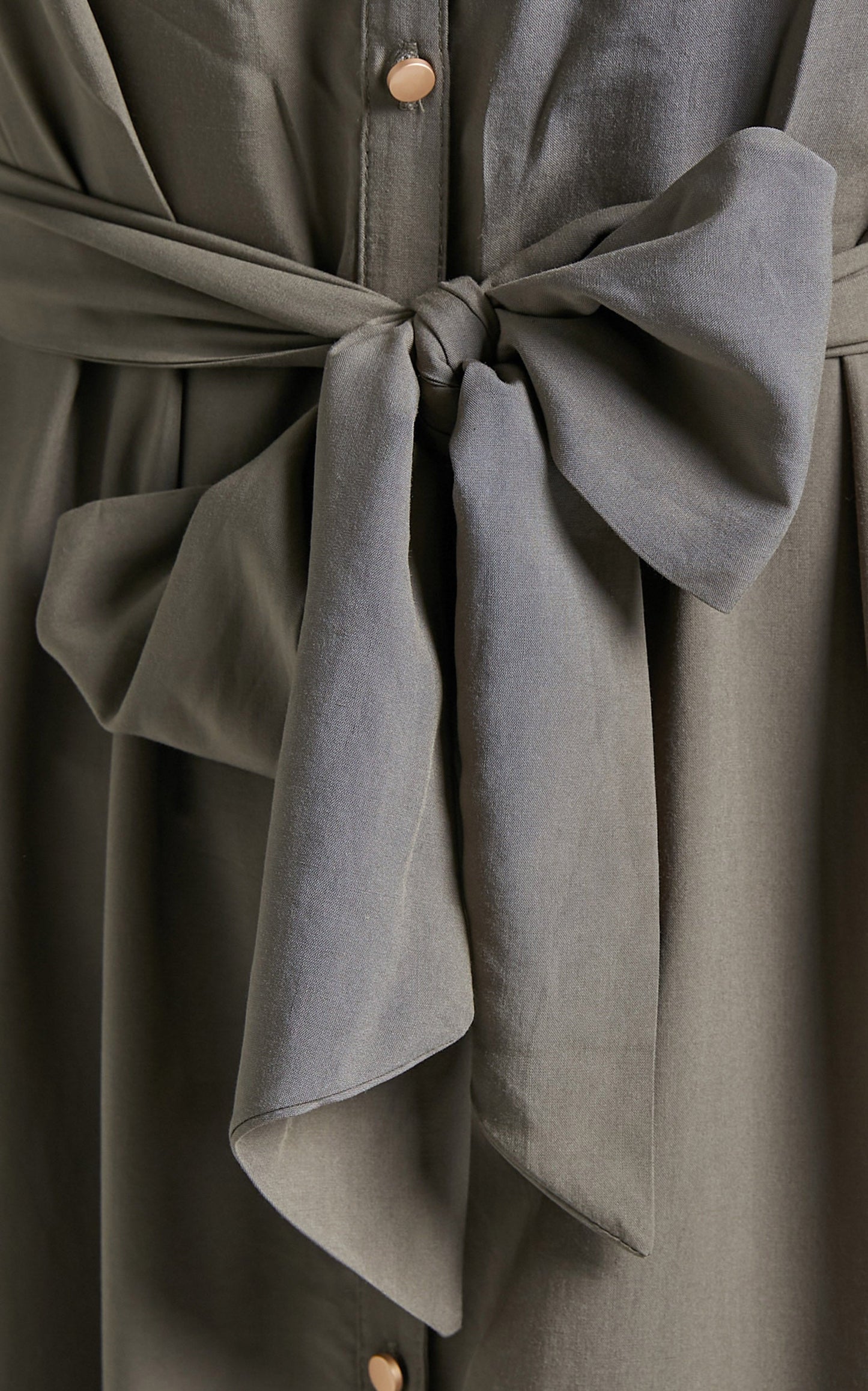 Aingeal Long Sleeve Midi Shirt Dress in Olive