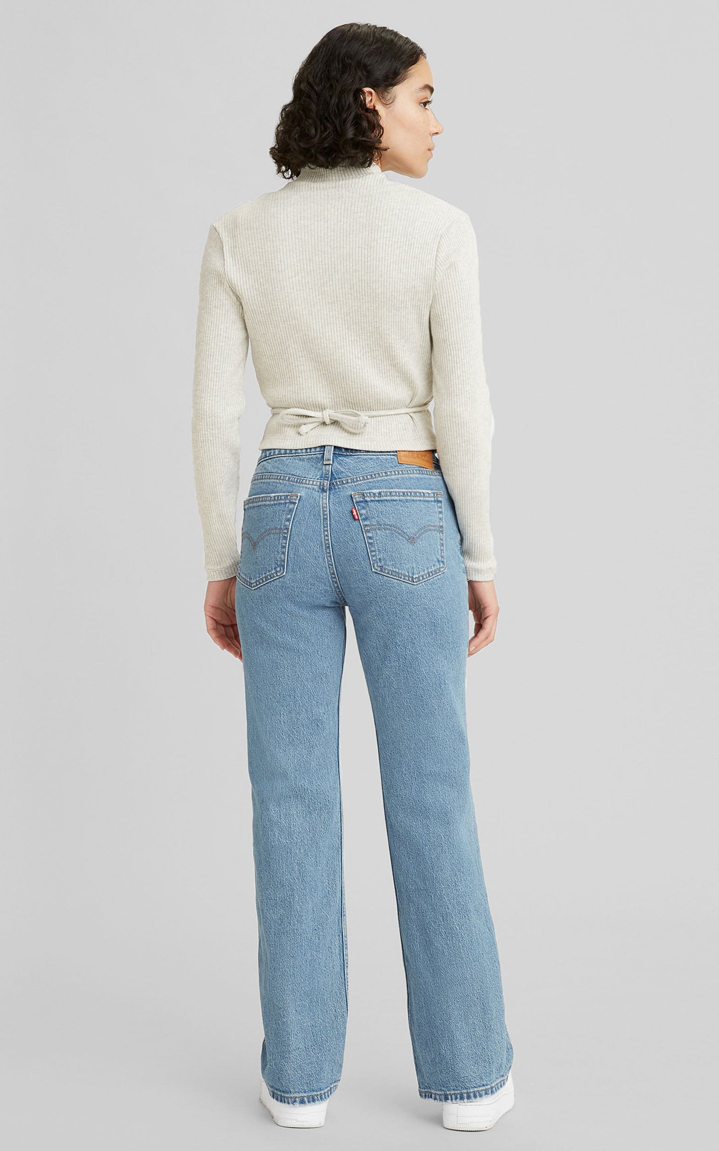 Levi's - Low Pitch Bootcut Jeans in NAPA SUN