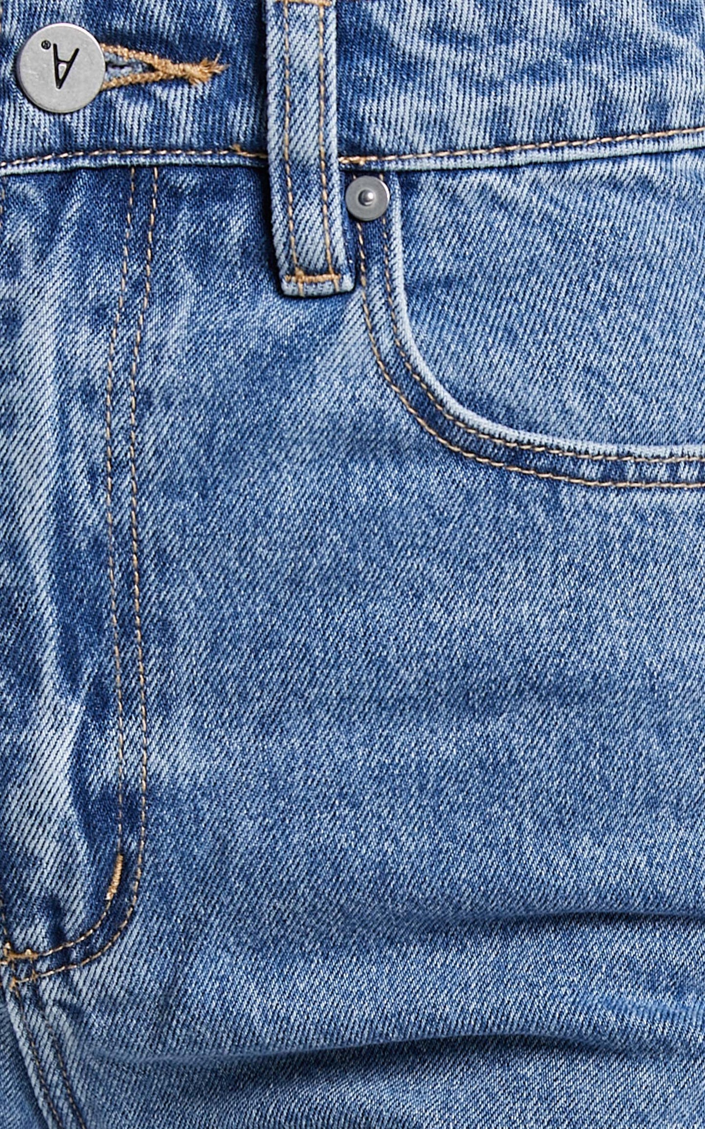 Abrand - A Carrie Denim Short in Georgia