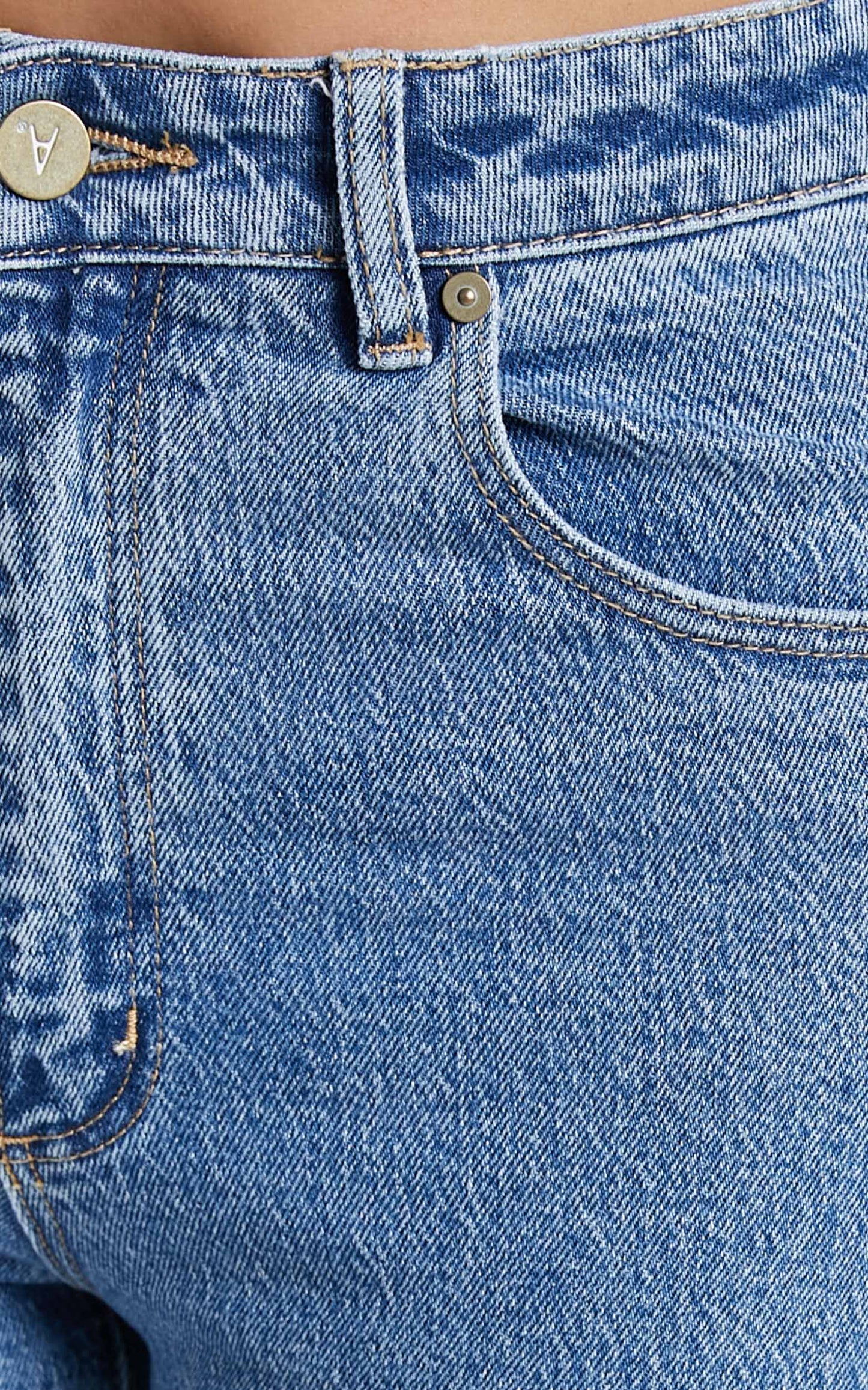 Abrand - A Venice Straight Jean in Kendra Organic