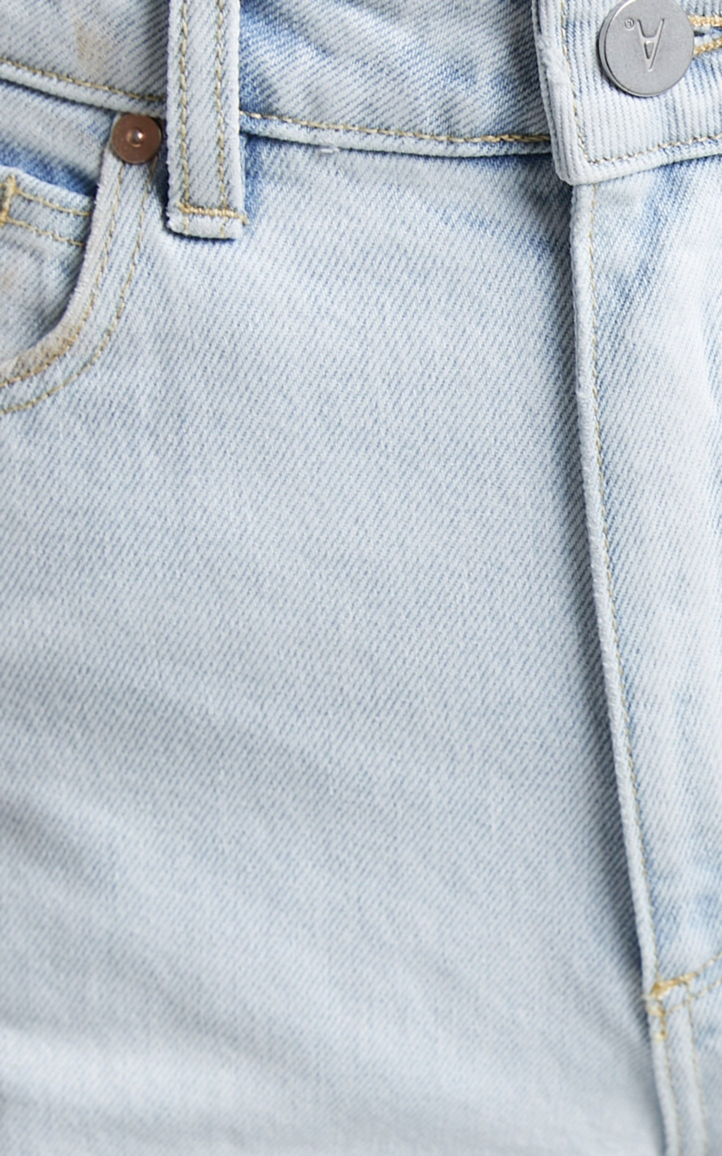 Abrand - A '94 High & Wide Millie Organic Jean in ORGANIC BLEACHED BLUE