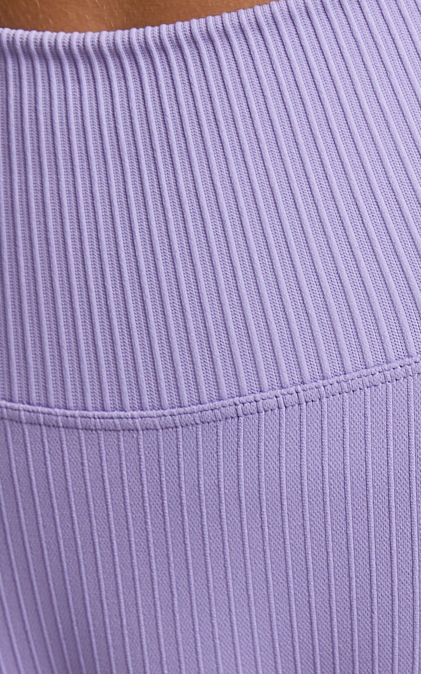 Aim'n - RIBBED SEAMLESS MIDI BIKER SHORTS in Lavande