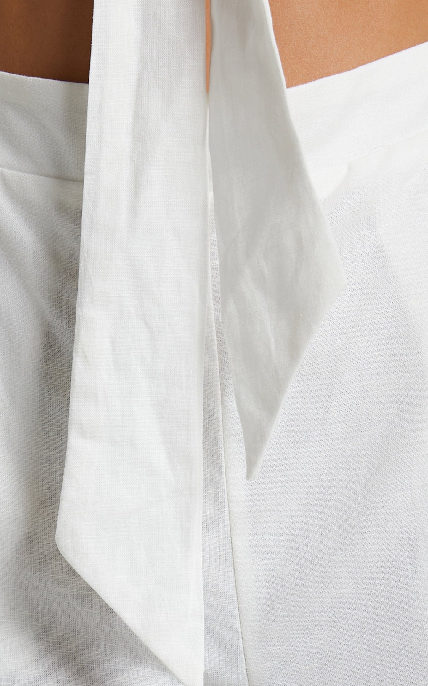 Amalie The Label - Elinora Linen Look Blend Tie Front Puff Sleeve Wide Leg Jumpsuit in White