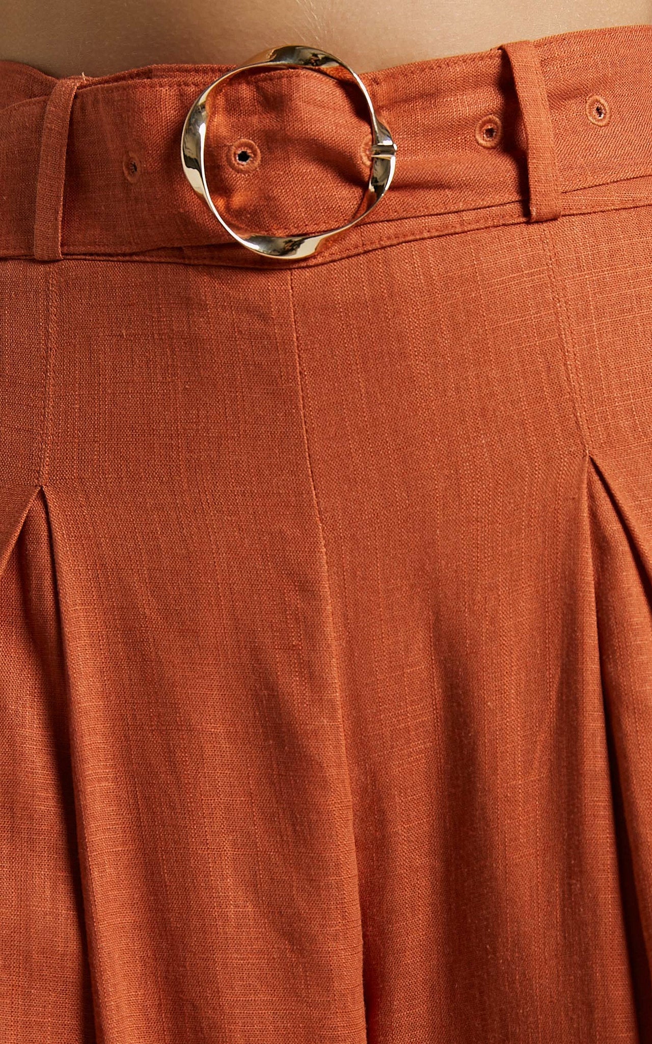 Amalie The Label - Reine Linen Blend High Waisted Wide Leg Pleat Pants in Burnt Sienna