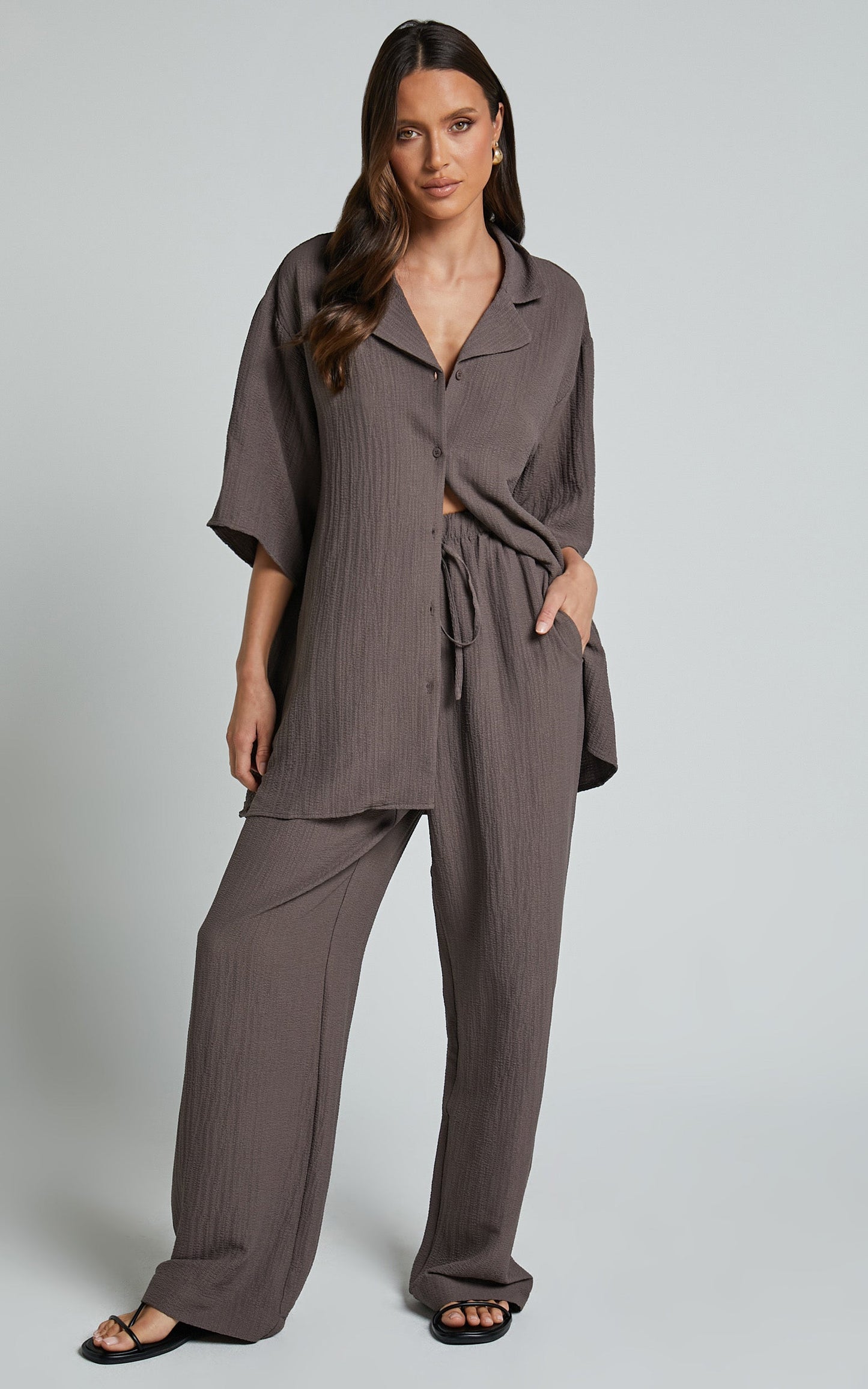 Arina Pants - Textured Cotton Straight Leg Pants in Mocha