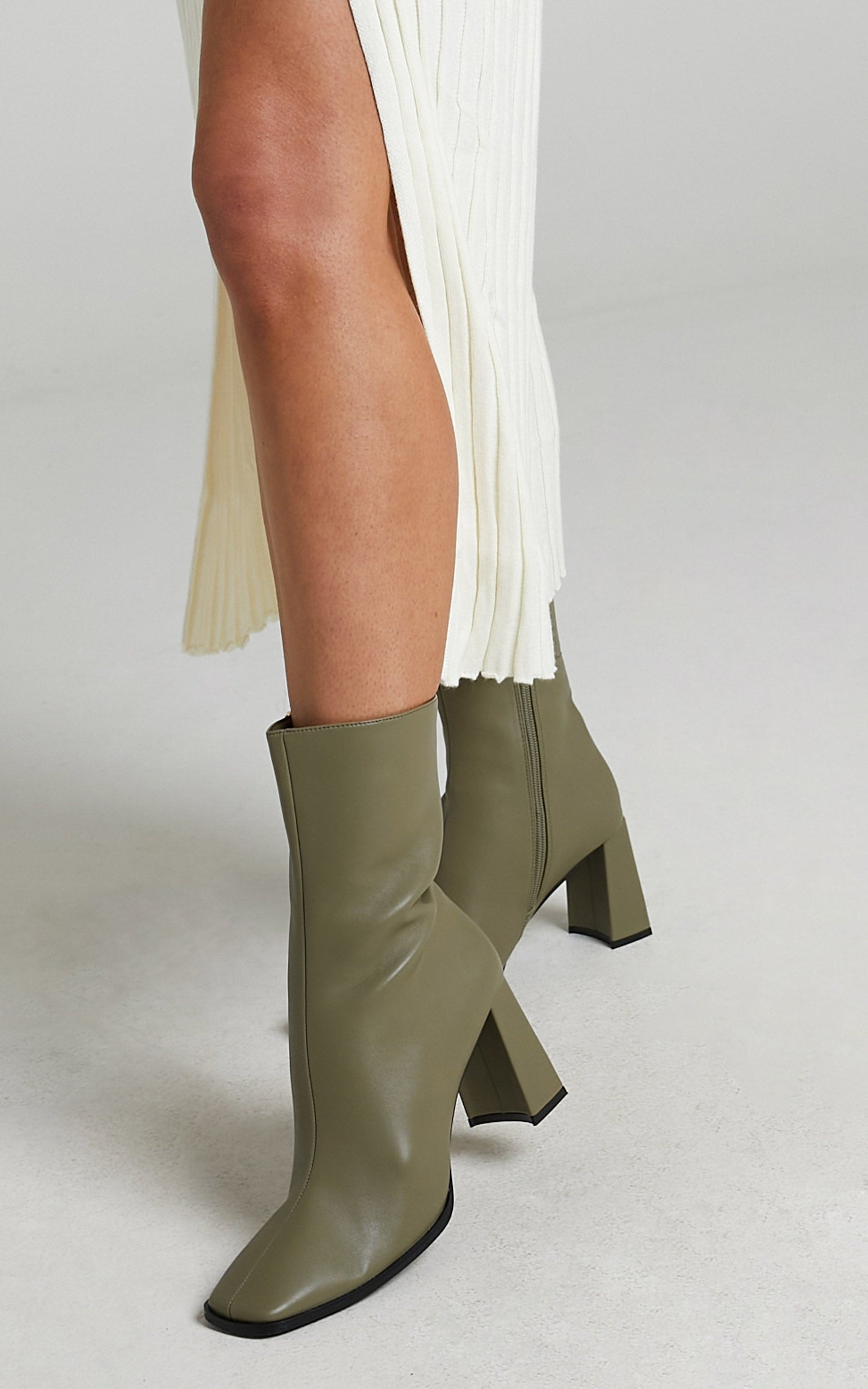 Billini - Orleans Boots in Army