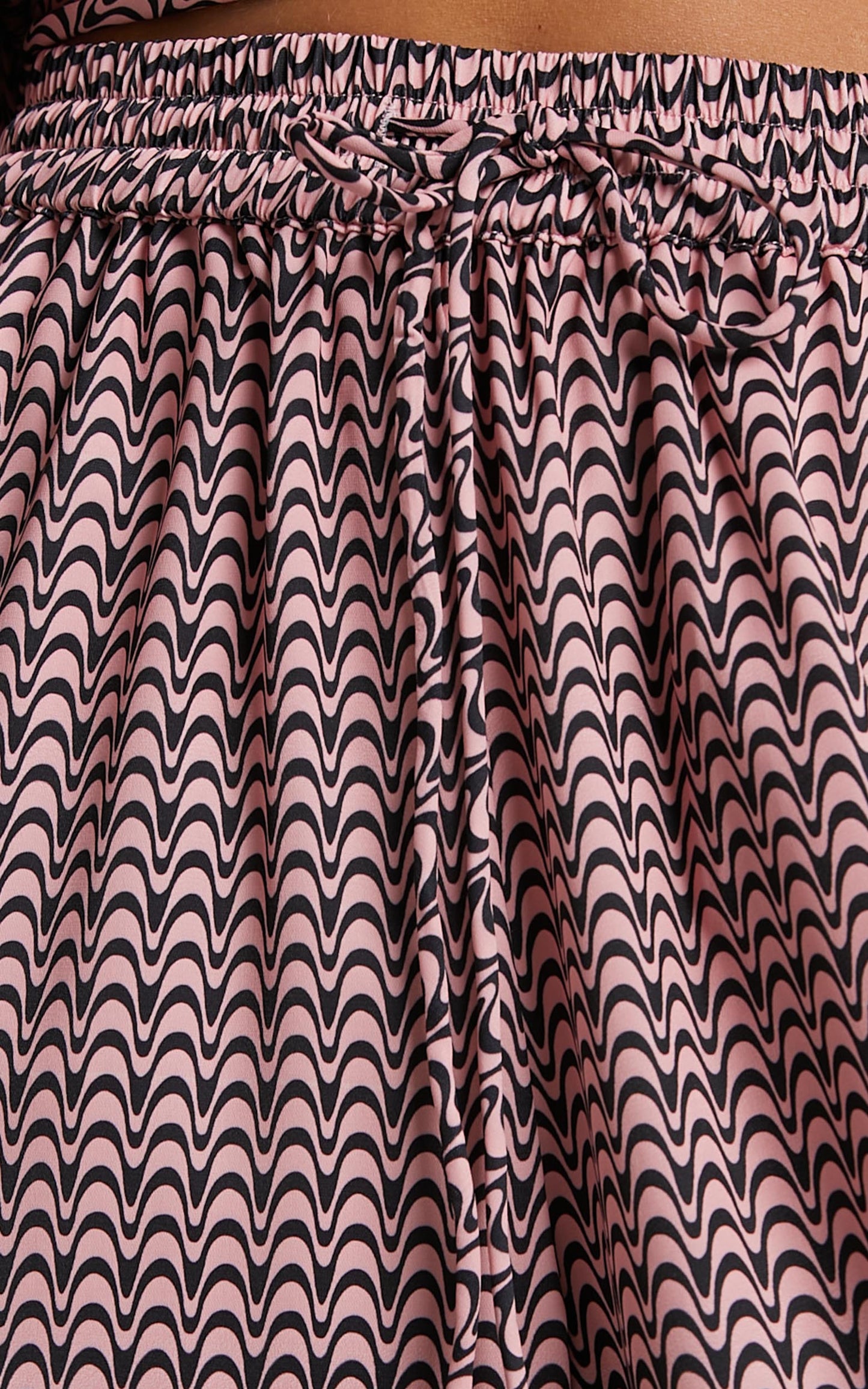 Brunita Pants - Mid Waisted Relaxed Elastic Waist Pants in Pink Wave