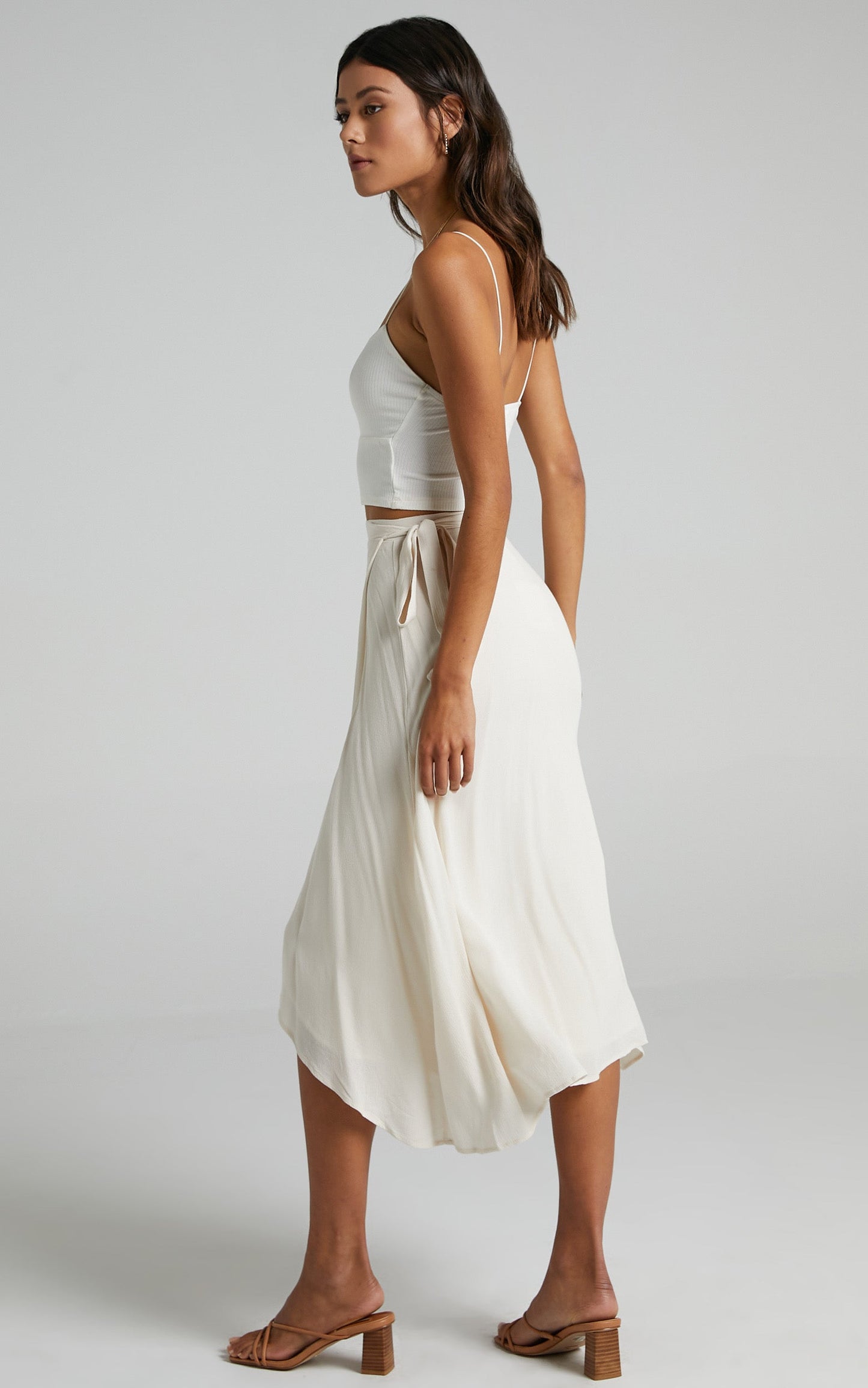 Come Find Me Skirt in White Linen Look