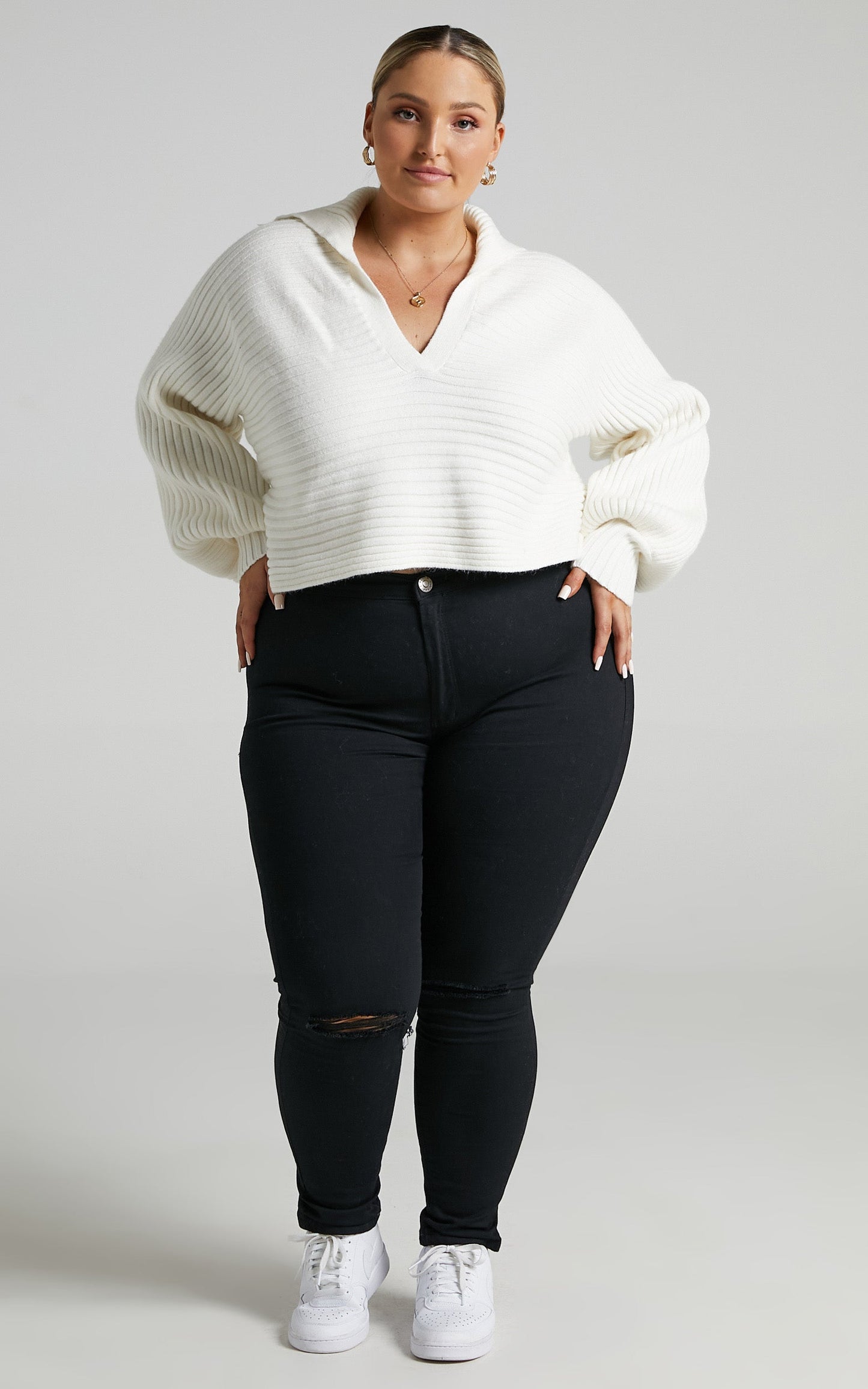 Elata Jumper - Oversized Collar Jumper in Off White