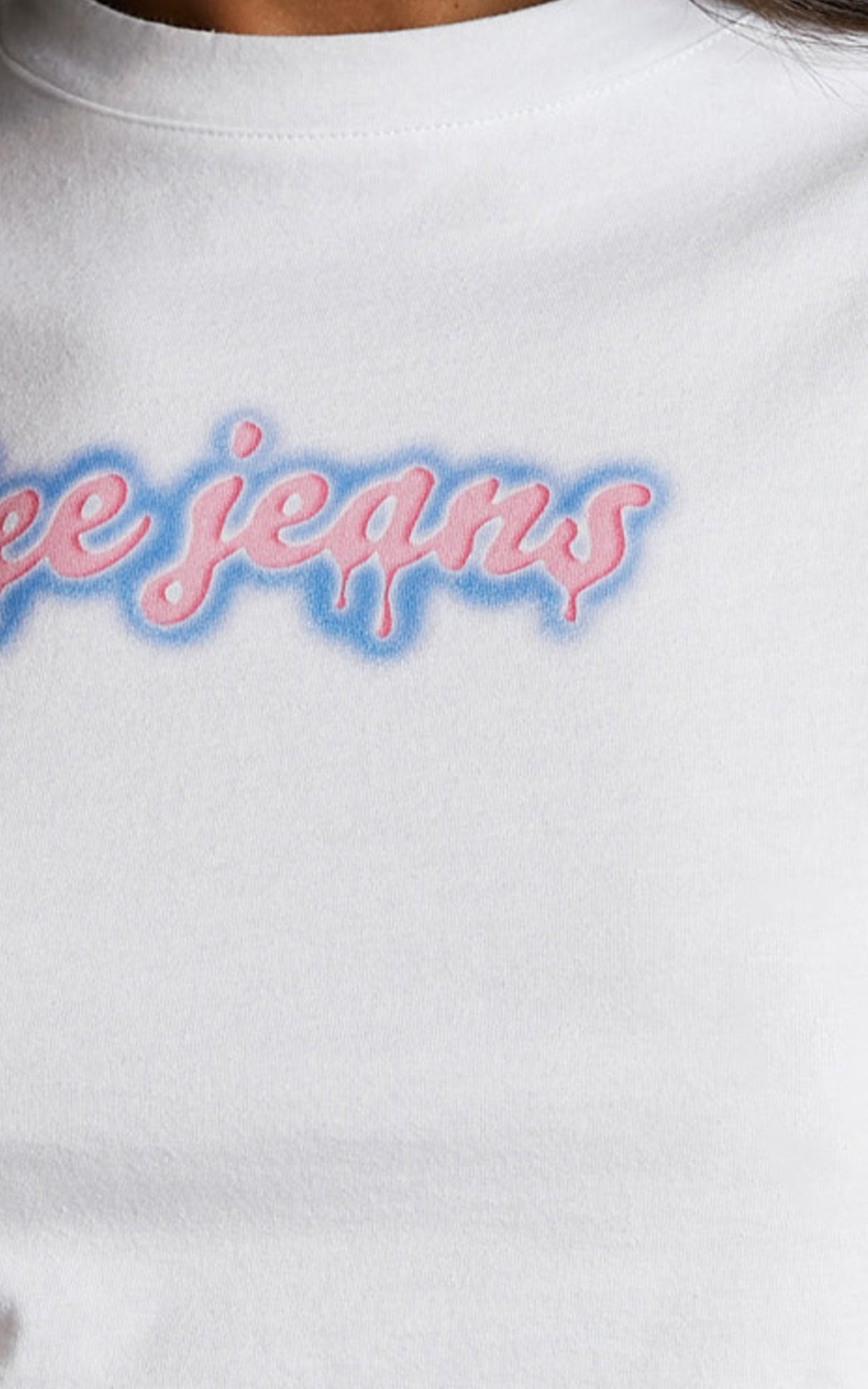 Lee - 90s Baby Tee in Tag It