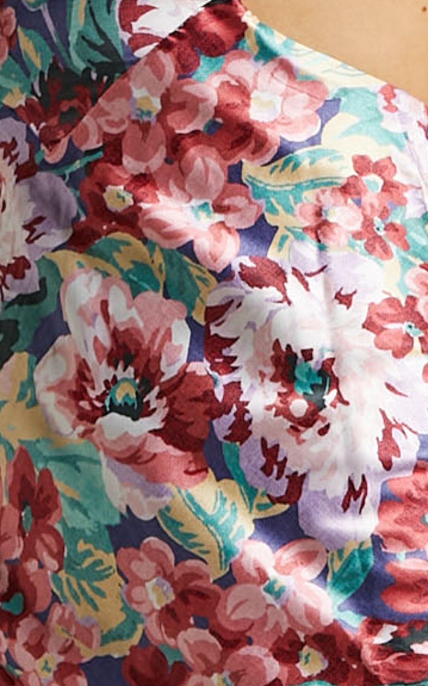 Neieve Midi Dress - Cut Out Dress in Amorous Floral