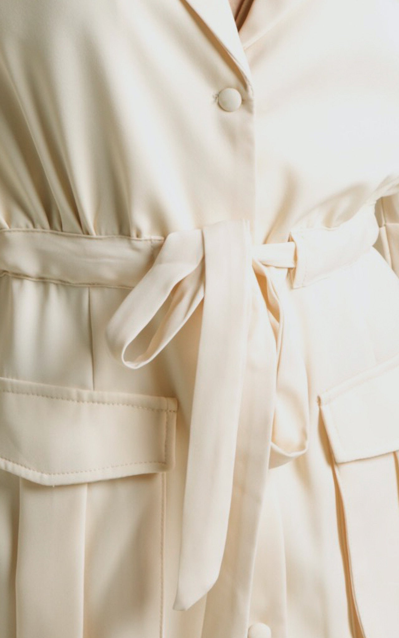 Aphra Wrap Mini Dress - Short Sleeve V Neck Tie Waist Mini Dress in Cream