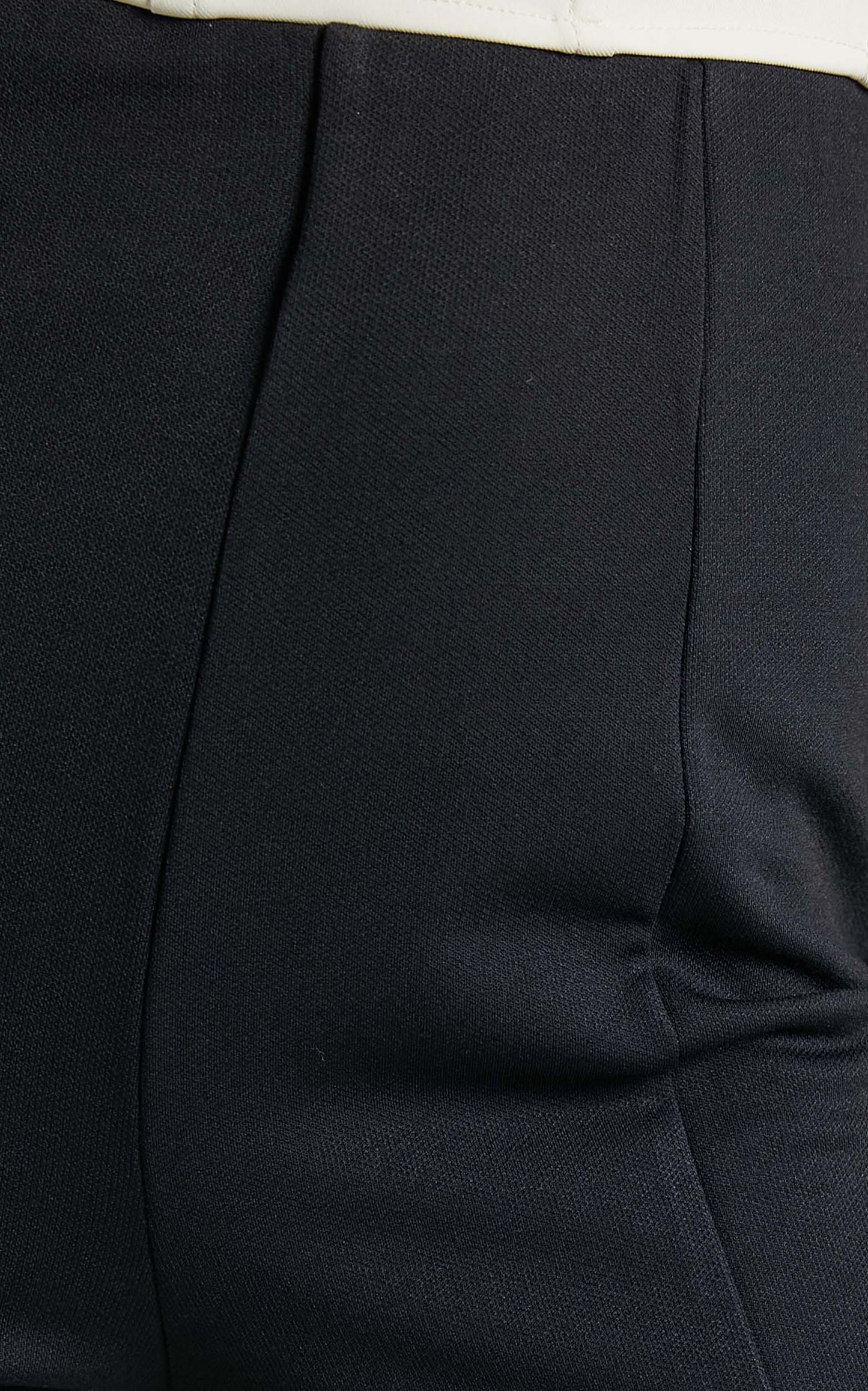 Kasidy High Waist Pin Tuck Pants in Black
