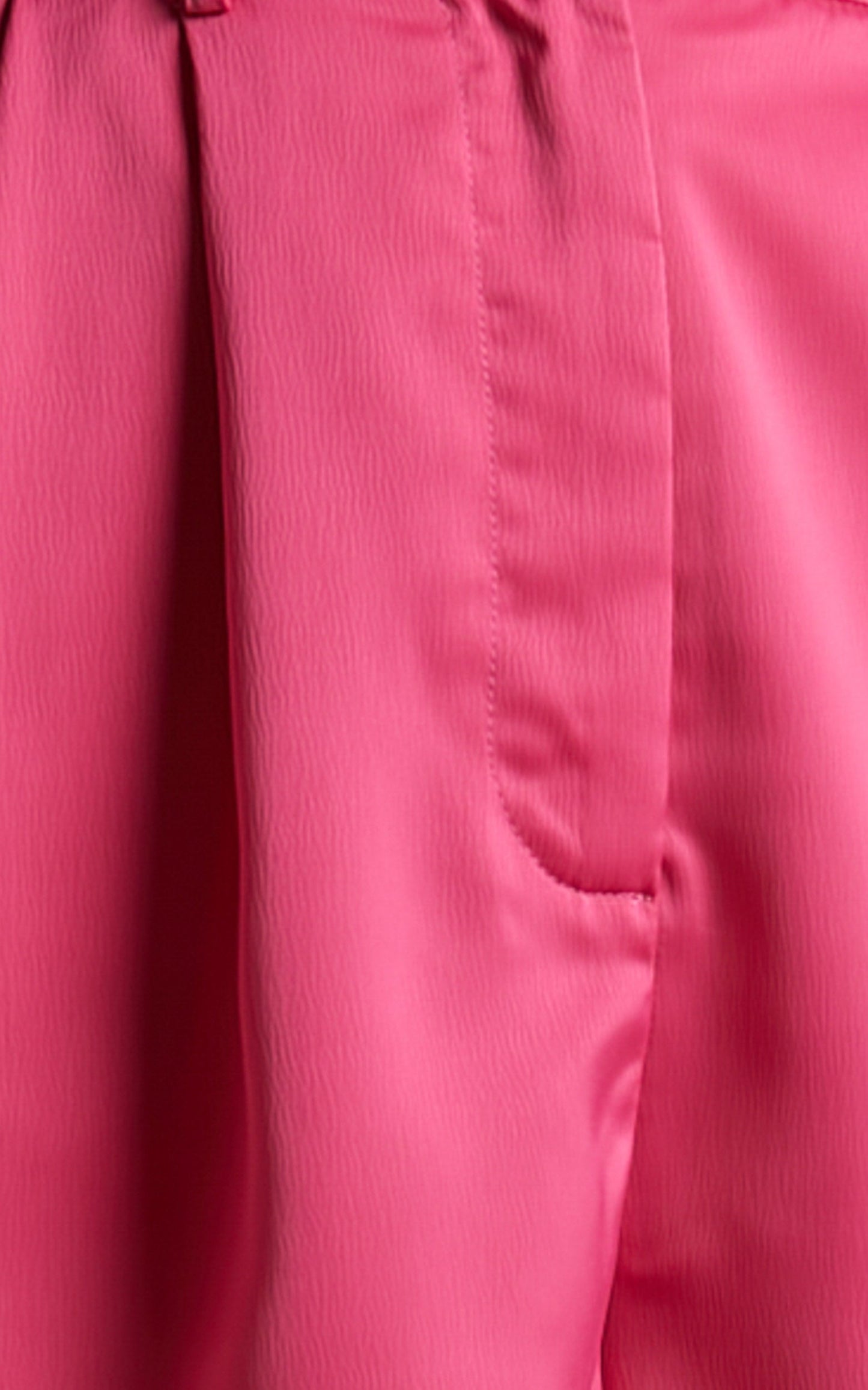 Jannie Shorts - High Waist Tailored Shorts in Pink
