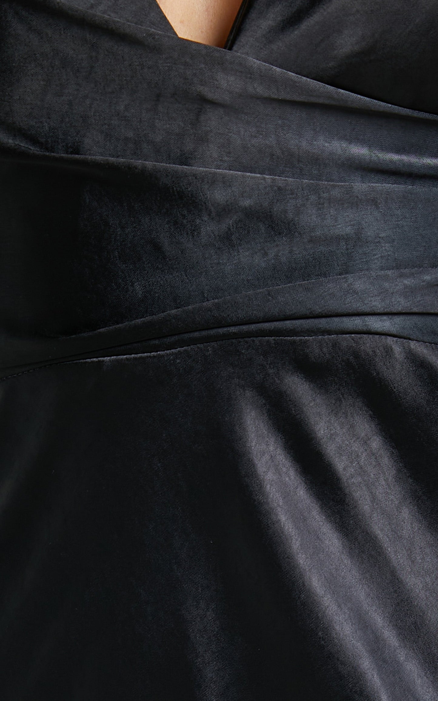 Jaslynn Midi Dress - Strapless V Neck Satin Dress in Black