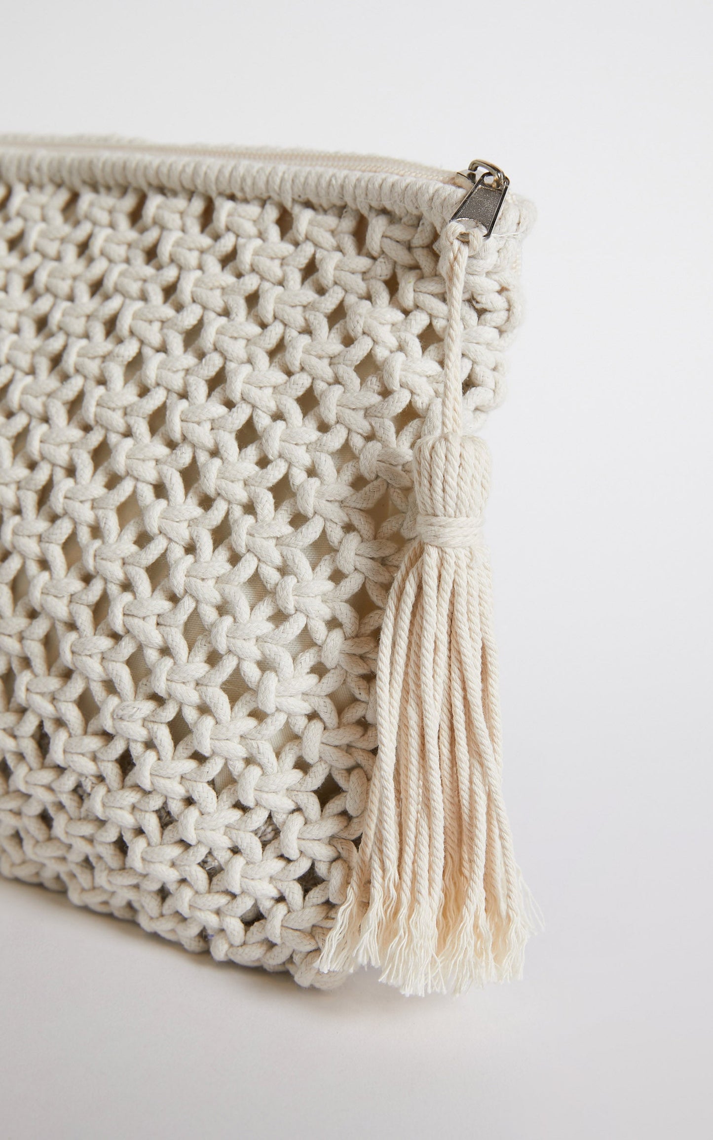 Jeziel Bag - Crochet Clutch Bag in Cream