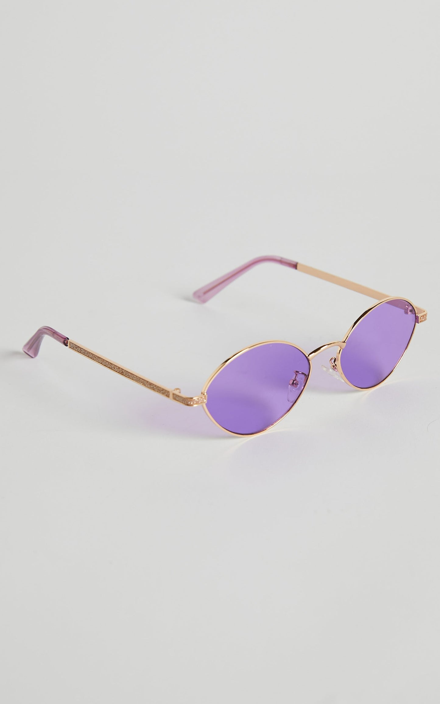 Jilyan Sunglasses - Retro Almond Oval Tinted Sunglasses in Purple