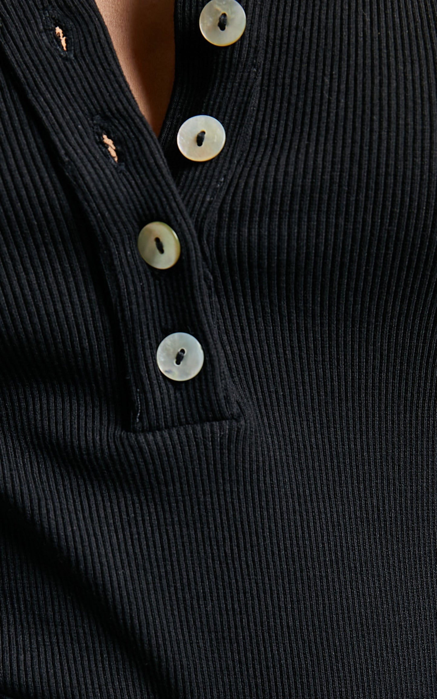 Kitura Cami in Black