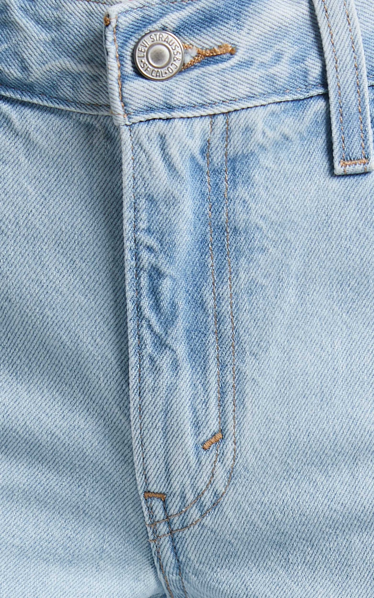 Levi's - Baggy Dad Jeans in LIGHT SUGAR - LIGHT INDIGO STONEWASH