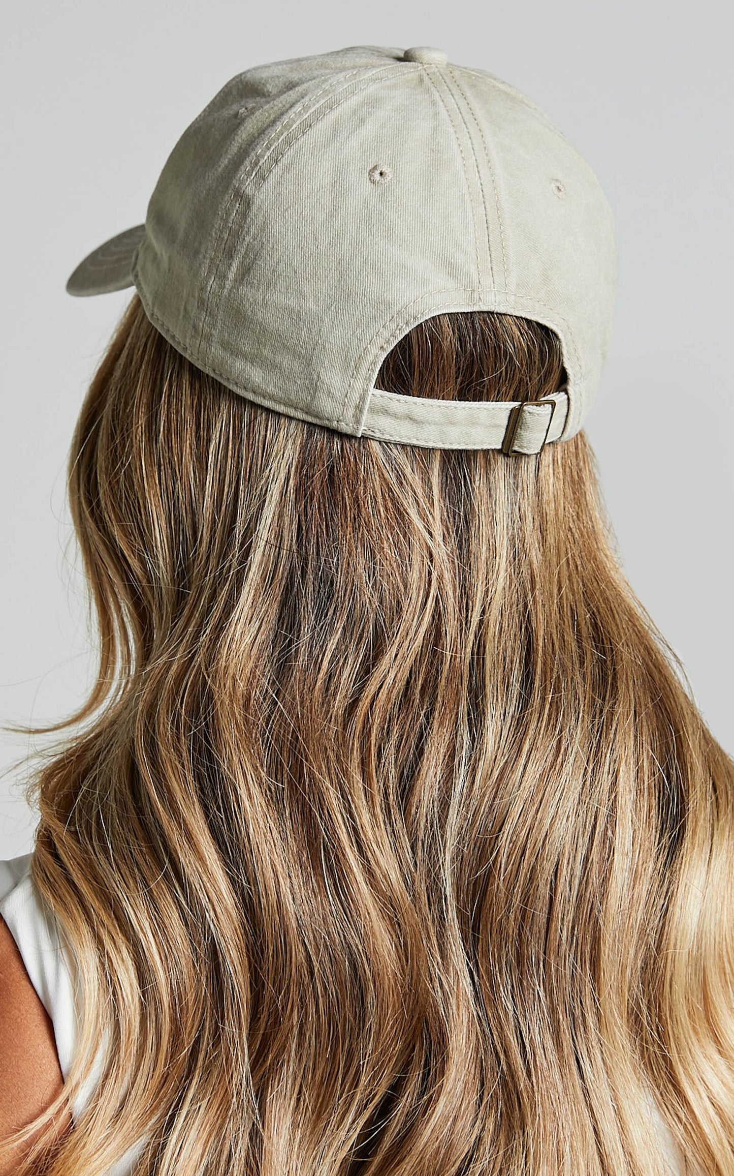 Lidiane Cap - Embroidered Palm Tree Cap in Sand