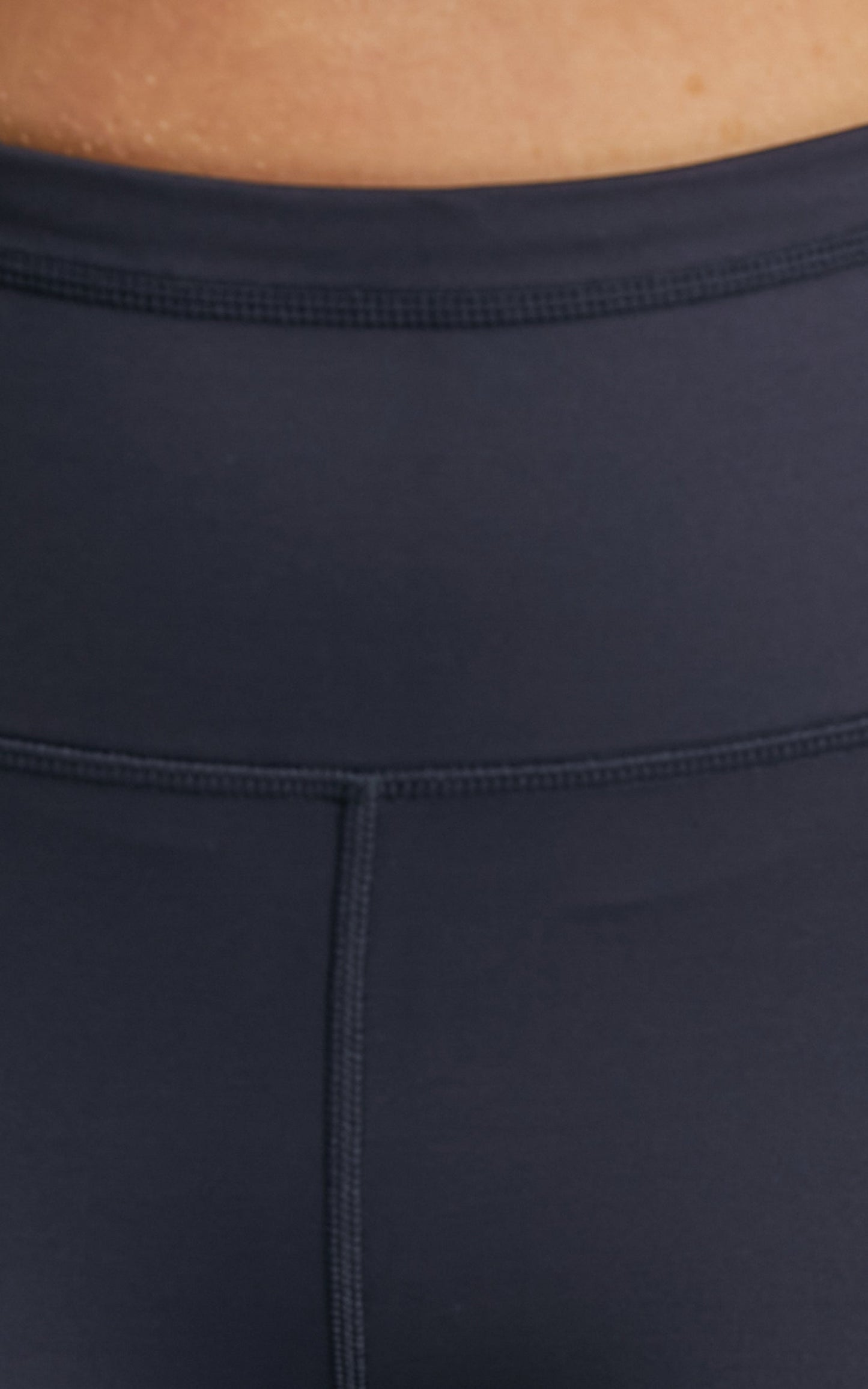 Lilybod - KENYA Sports Bra in Obsidian Gray