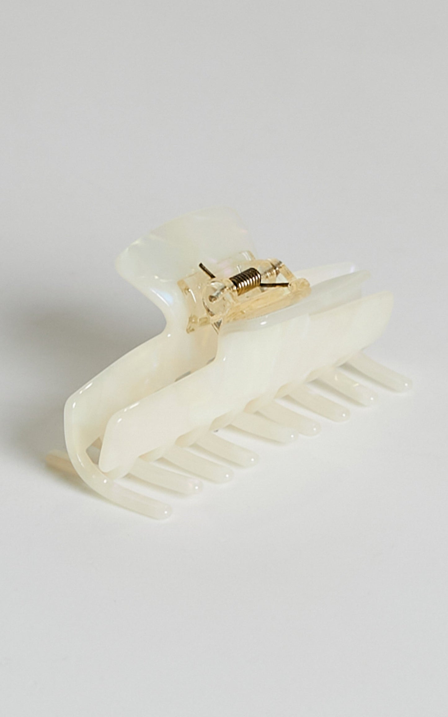 Marhlee Hair Clip in White