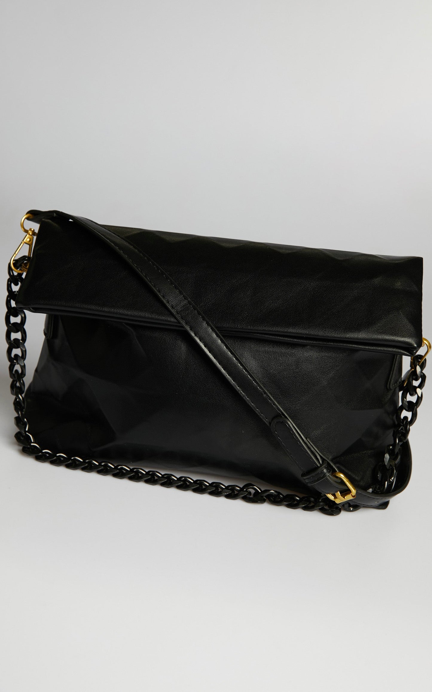 Marthena Chain Crossbody Bag in Black