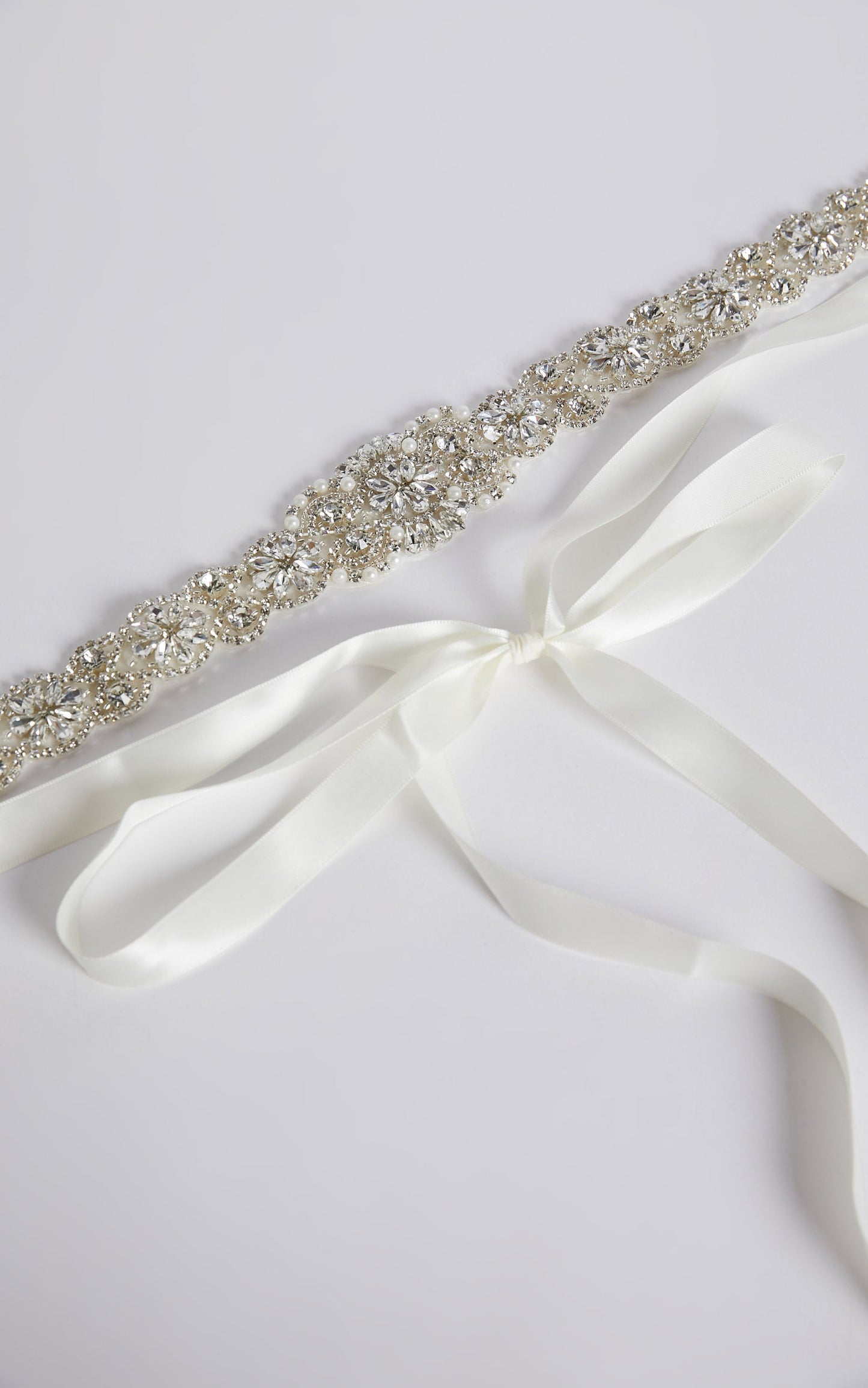 Maurizia Belt - Diamante Pearl Detail Belt in Silver