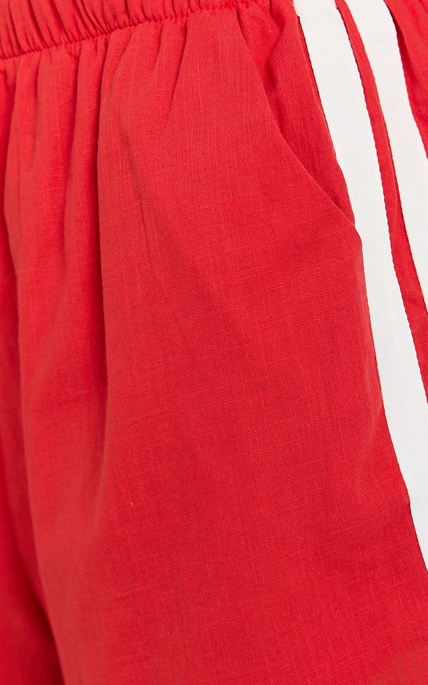 Monica Shorts - Racer Shorts in Red