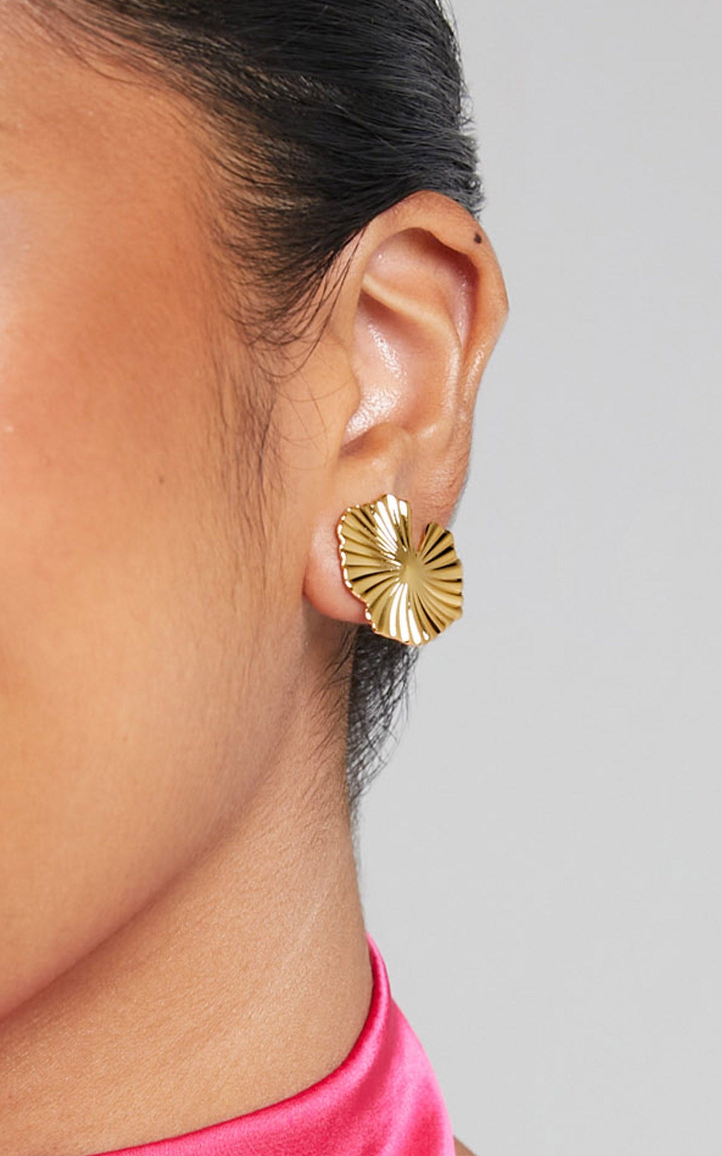 Nevada Earrings in Gold