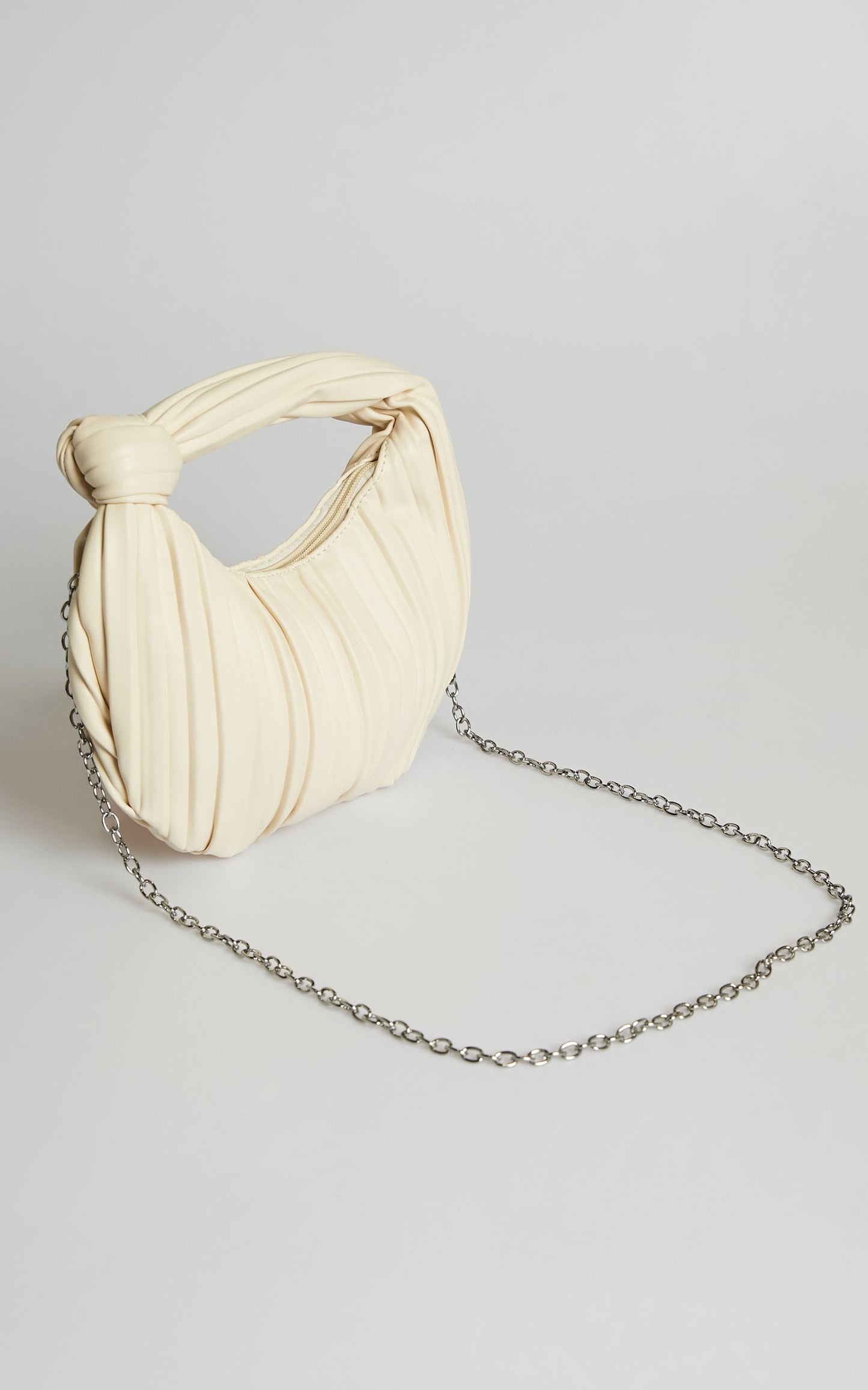 Pinky Pleated Knot Handle Bag in White