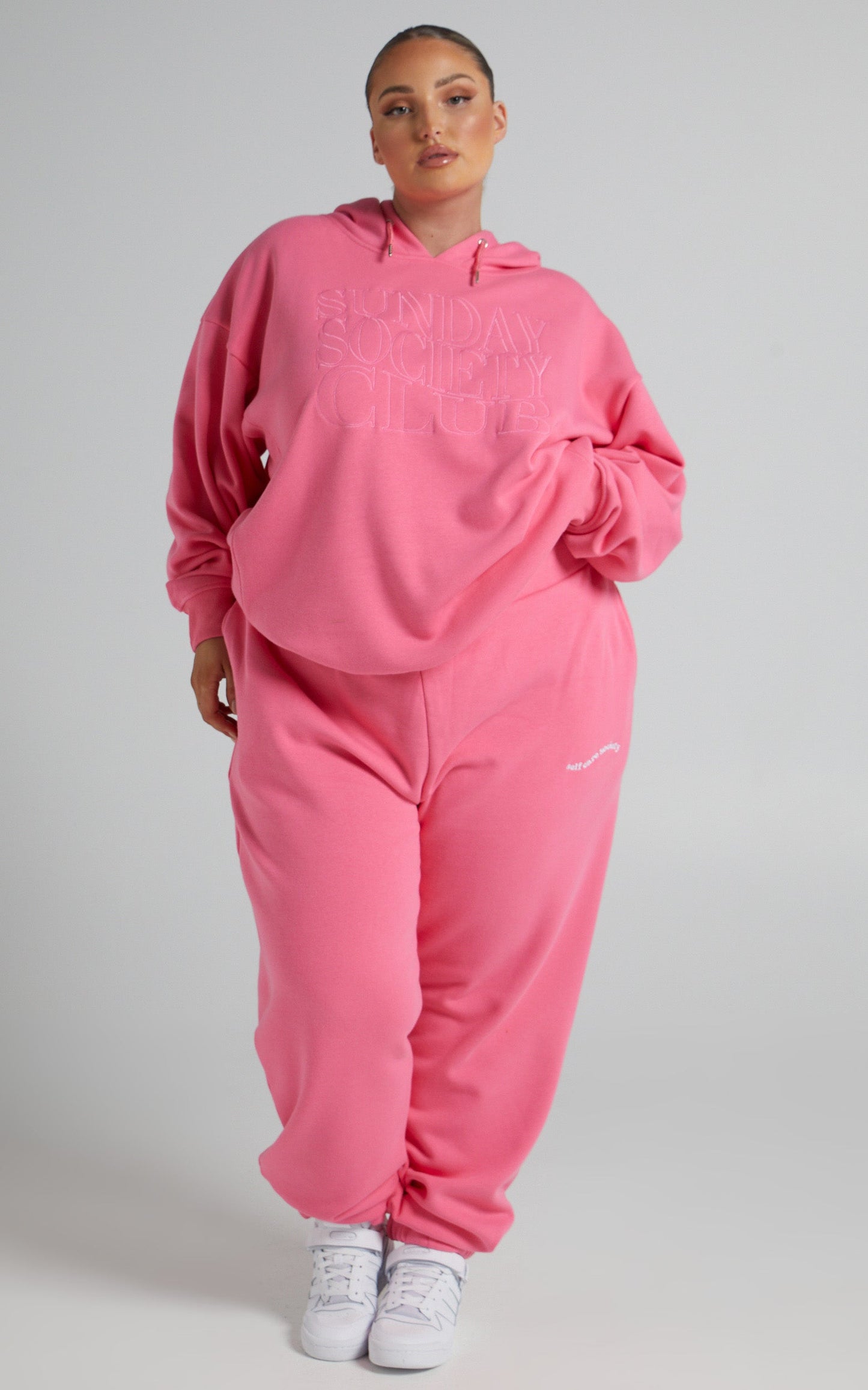 Sunday Leisure Club - Mellia Hoodie in Pink
