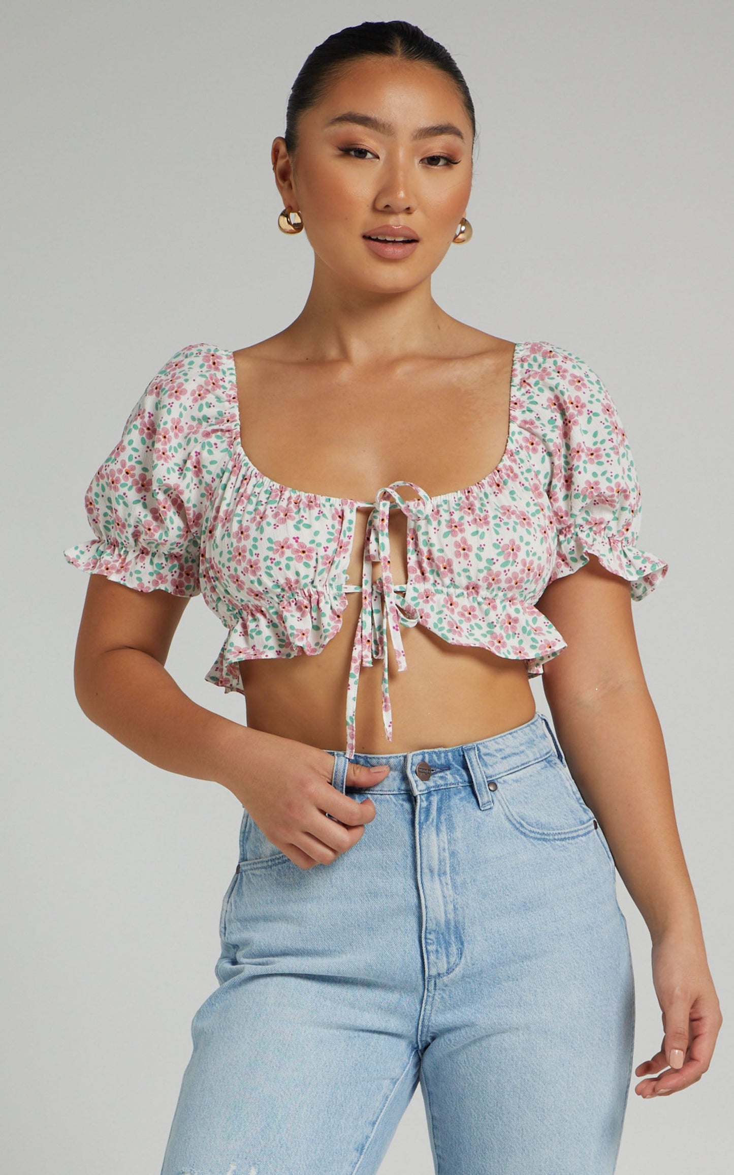 Lorna Tie Front Crop with Frilly Sleeves in White Floral