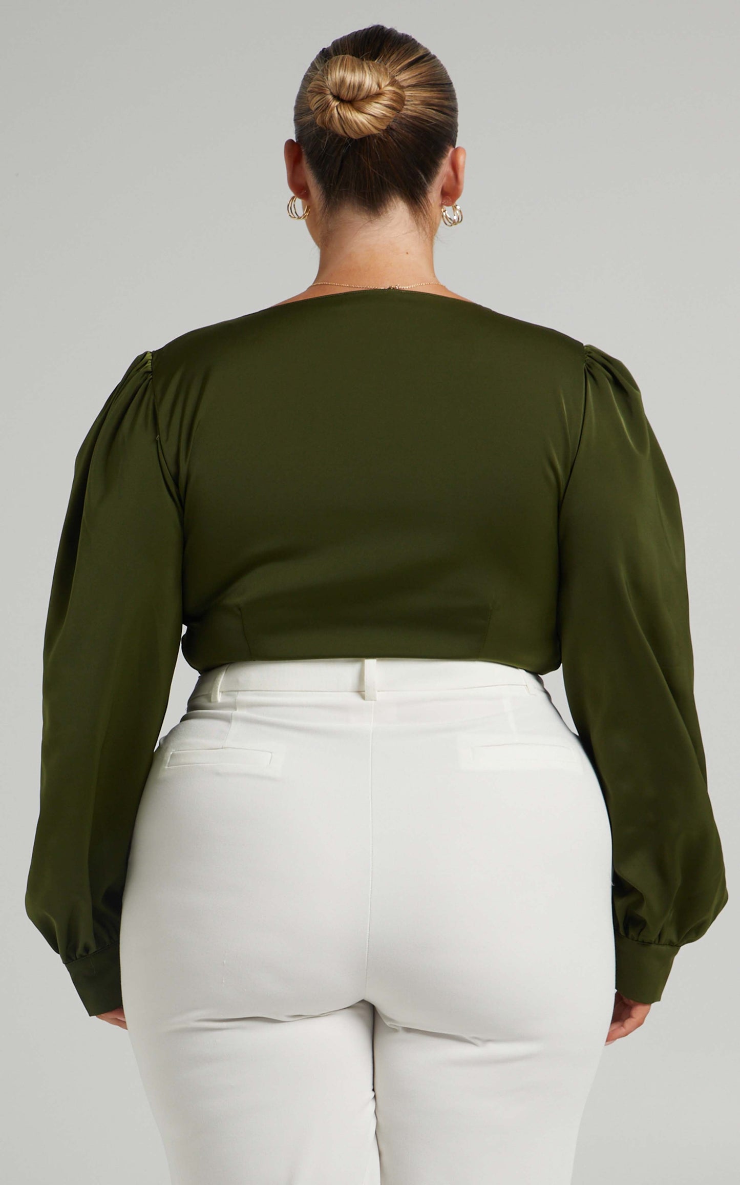 Sorahya Twist Front Long Sleeve Crop Top in Olive
