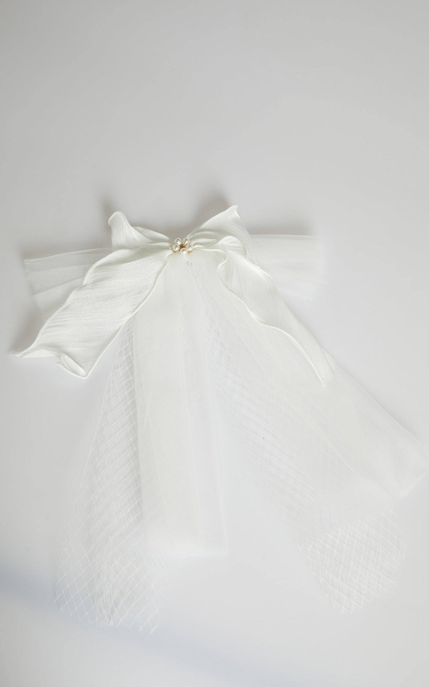 Sansue Veil in White