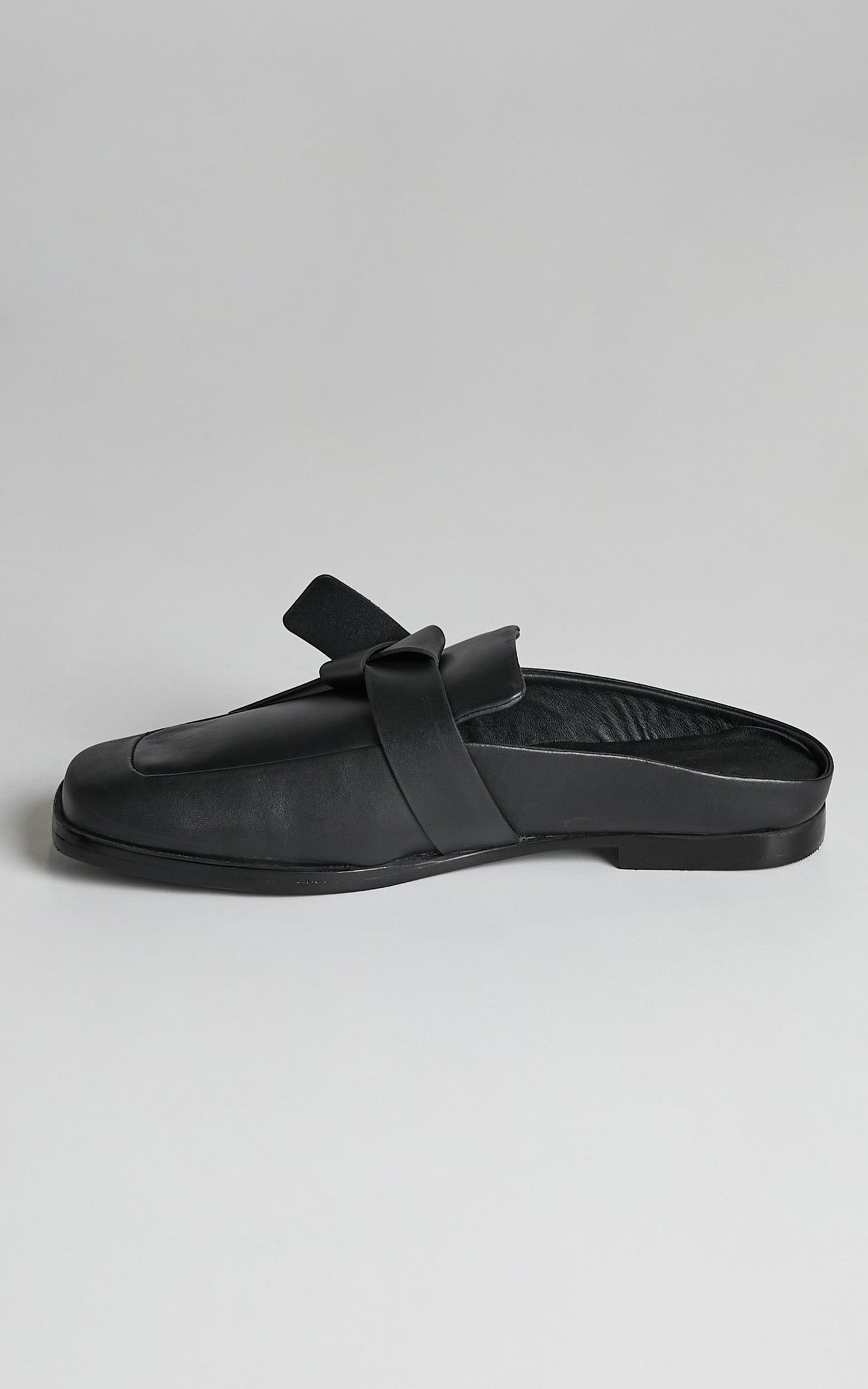 Sol Sana - Ricky Slides in Black
